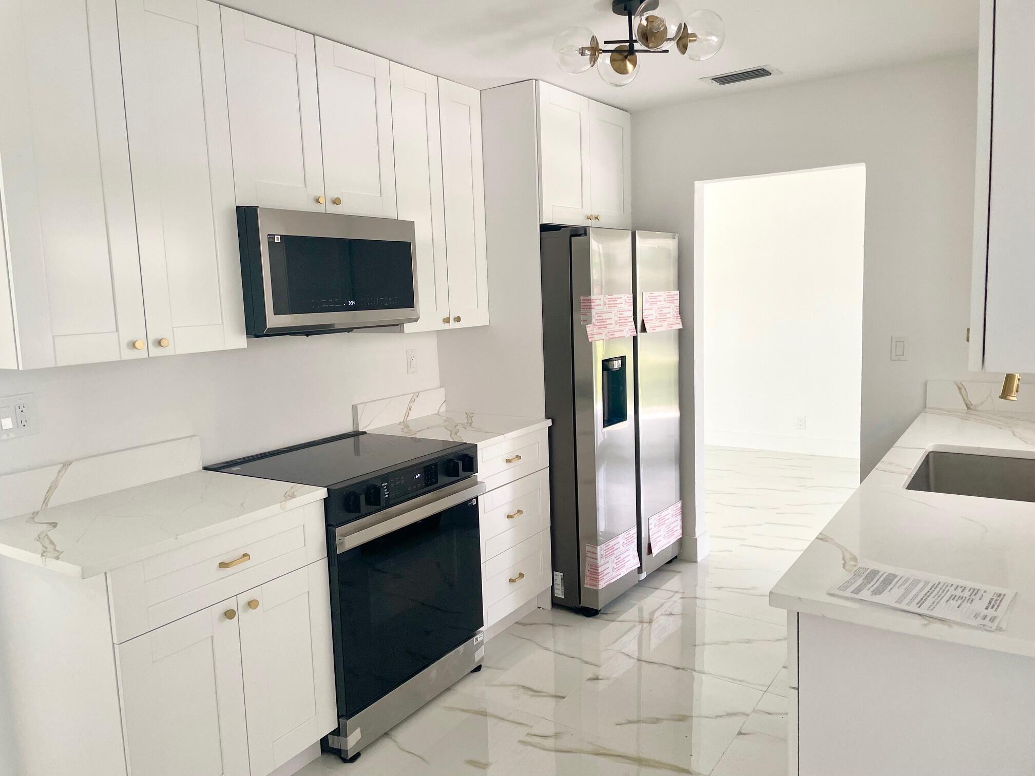 WESTWOOD COMMUNITY TWO - Residential Lease