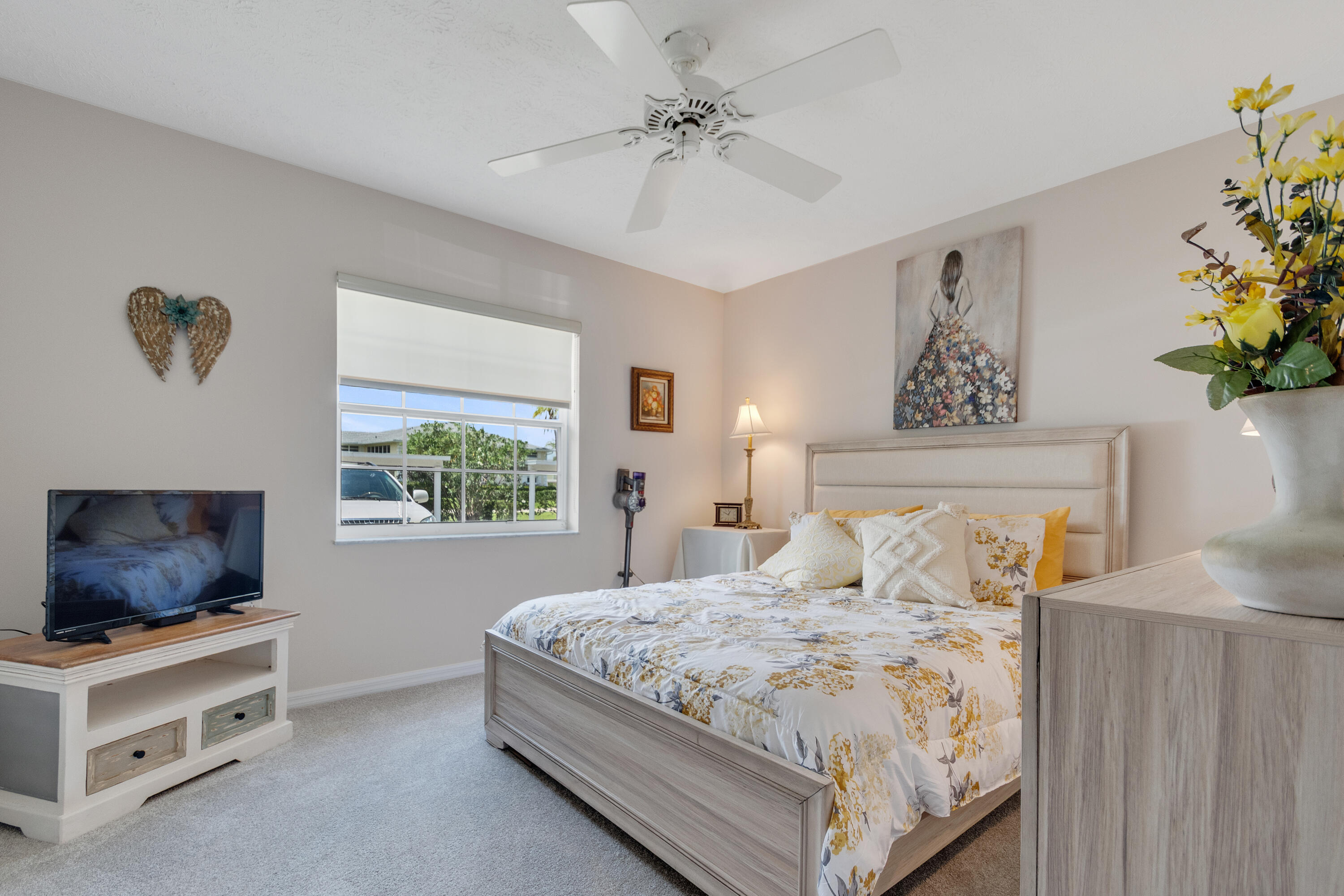 GROVE ISLE EAST CONDOMINIUM - Residential