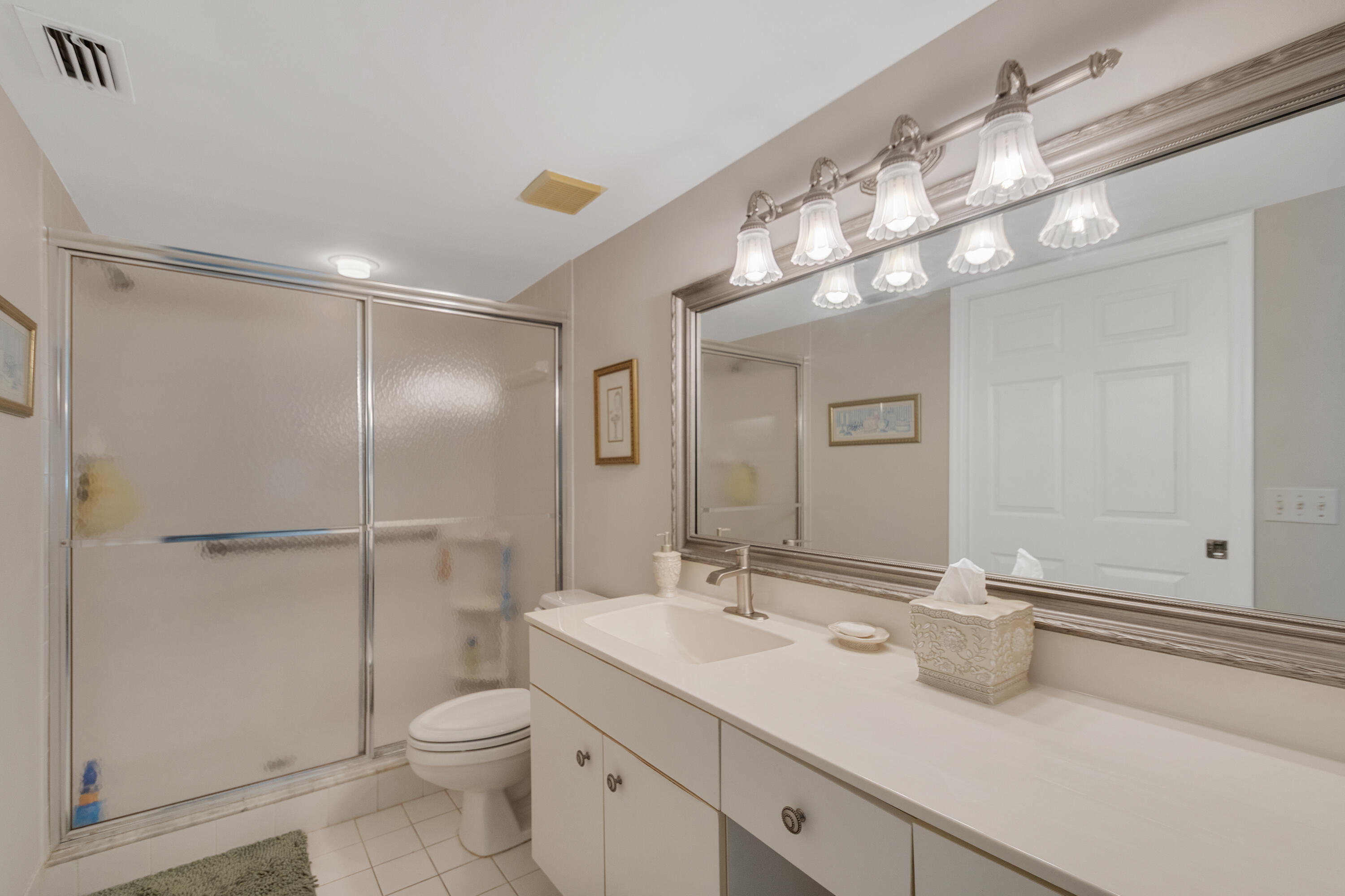 GROVE ISLE EAST CONDOMINIUM - Residential