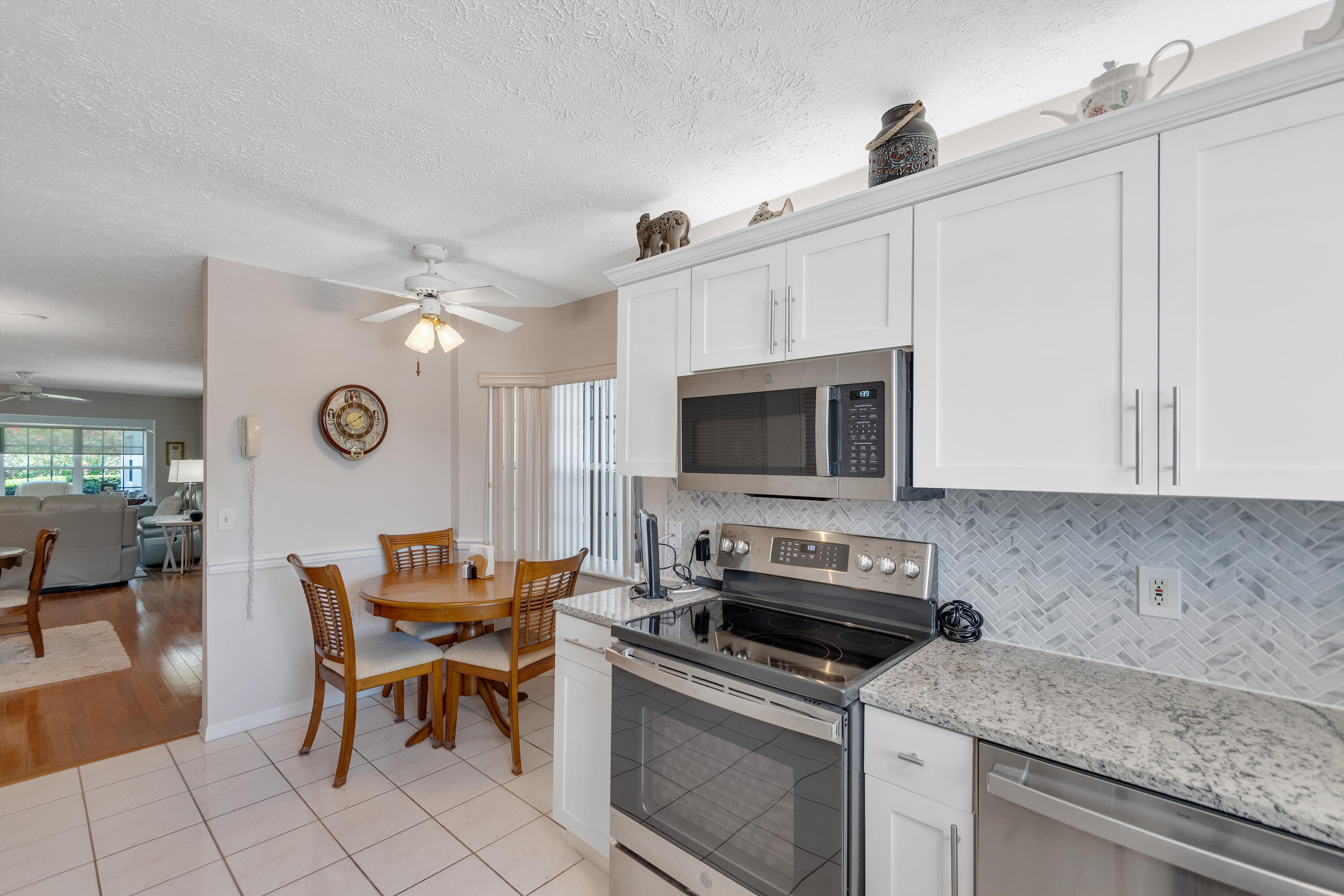 GROVE ISLE EAST CONDOMINIUM - Residential