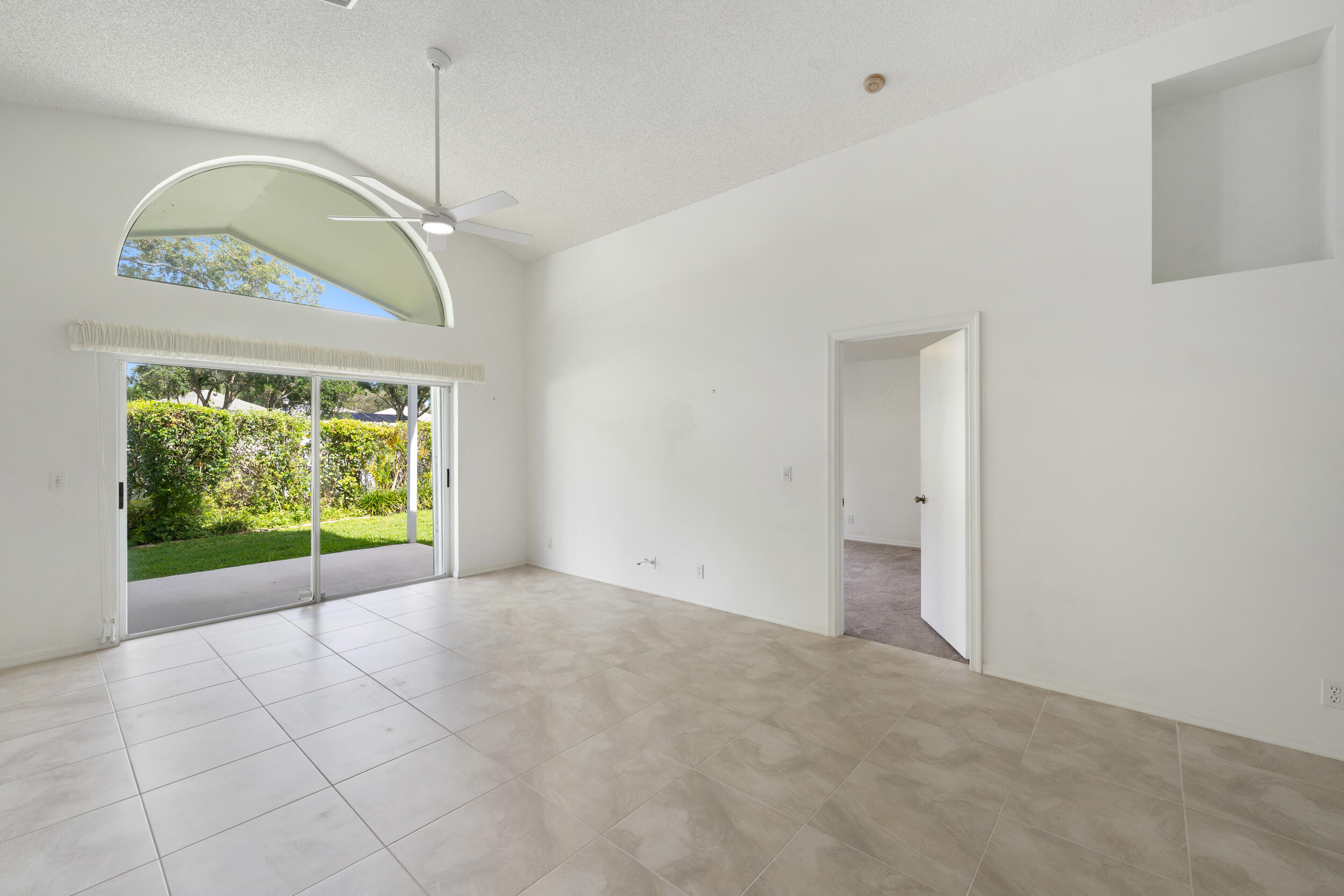STONEBRIAR AT MAPLEWOOD - Residential