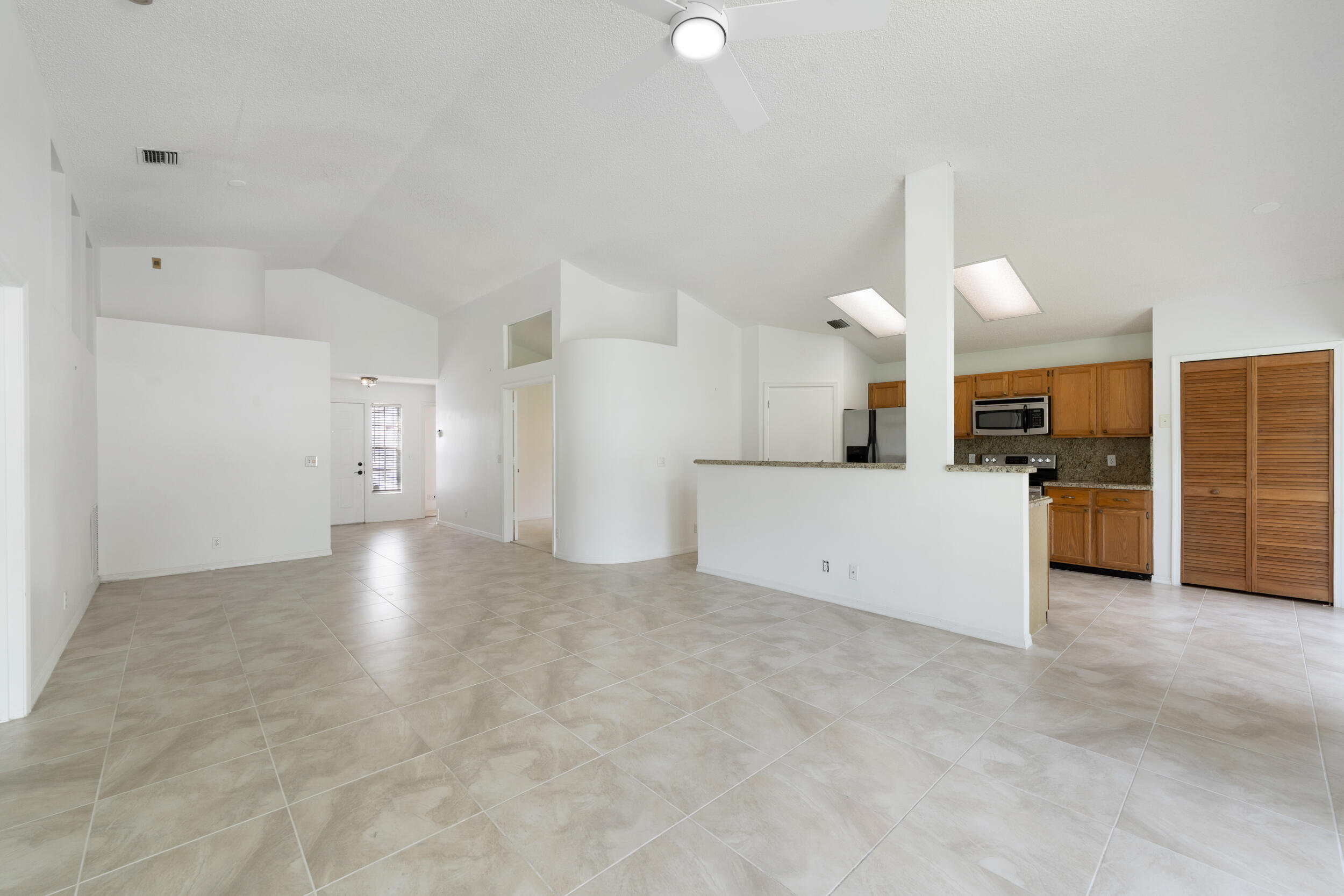 STONEBRIAR AT MAPLEWOOD - Residential