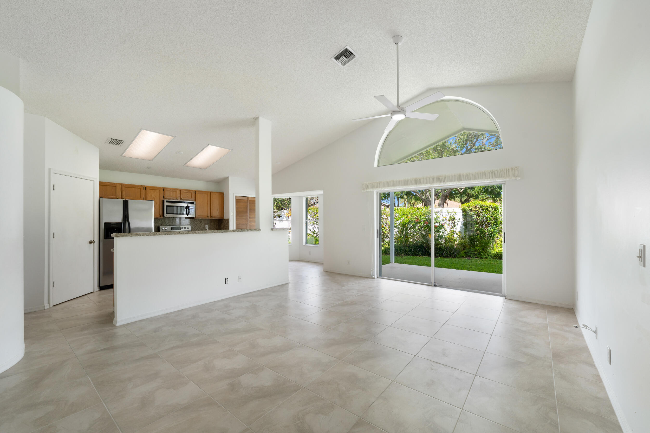 STONEBRIAR AT MAPLEWOOD - Residential