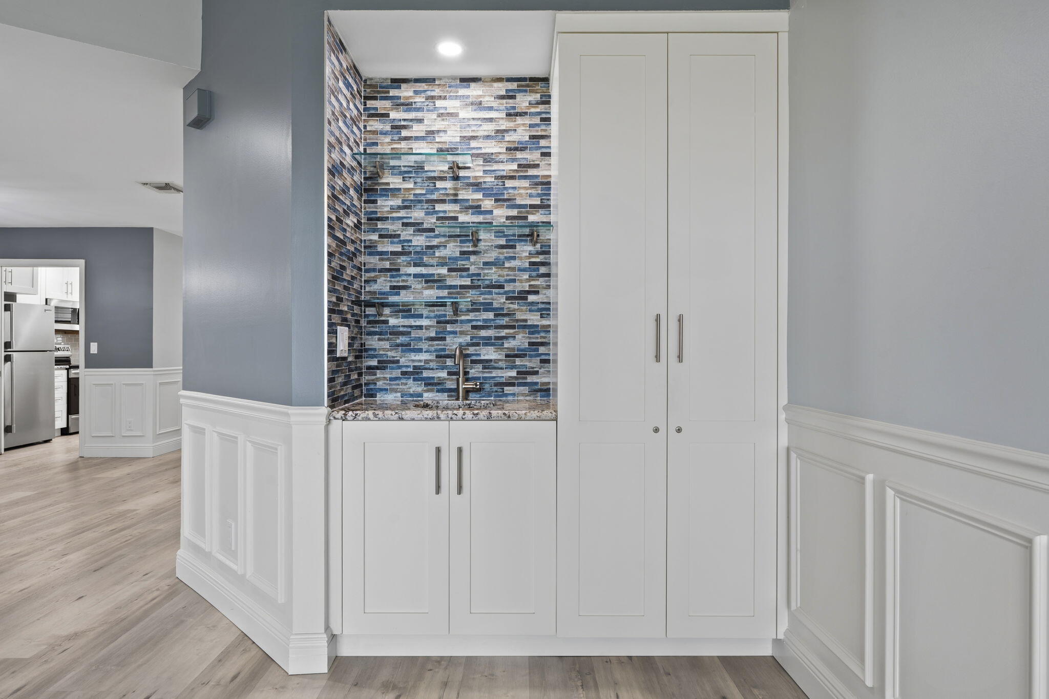 HANSONS LANDING CONDO - Residential