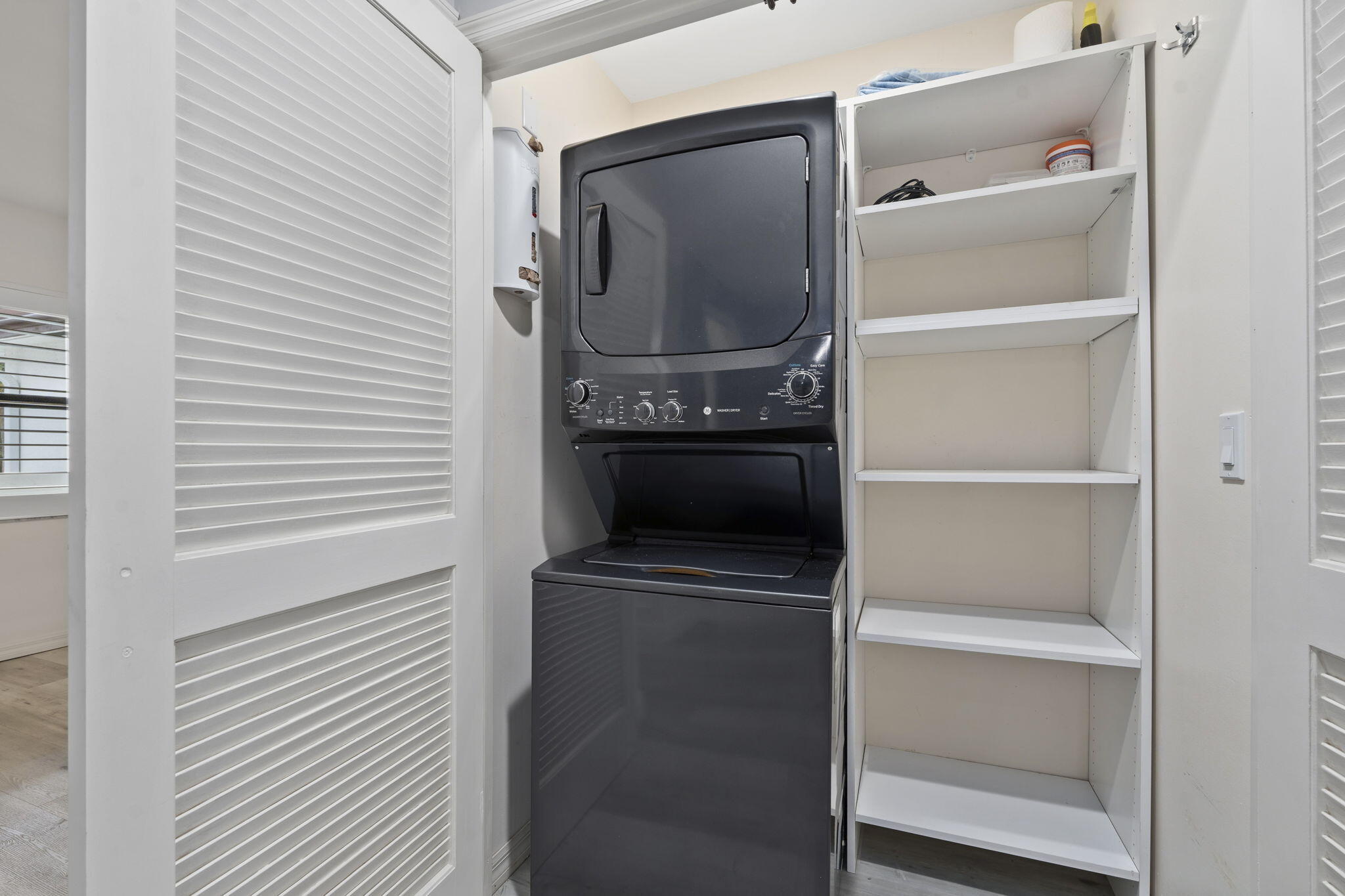 HANSONS LANDING CONDO - Residential