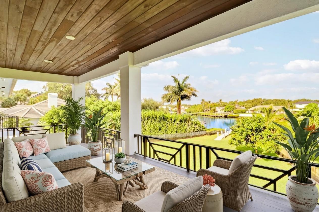 RIVER RIDGE (TEQUESTA) - Residential