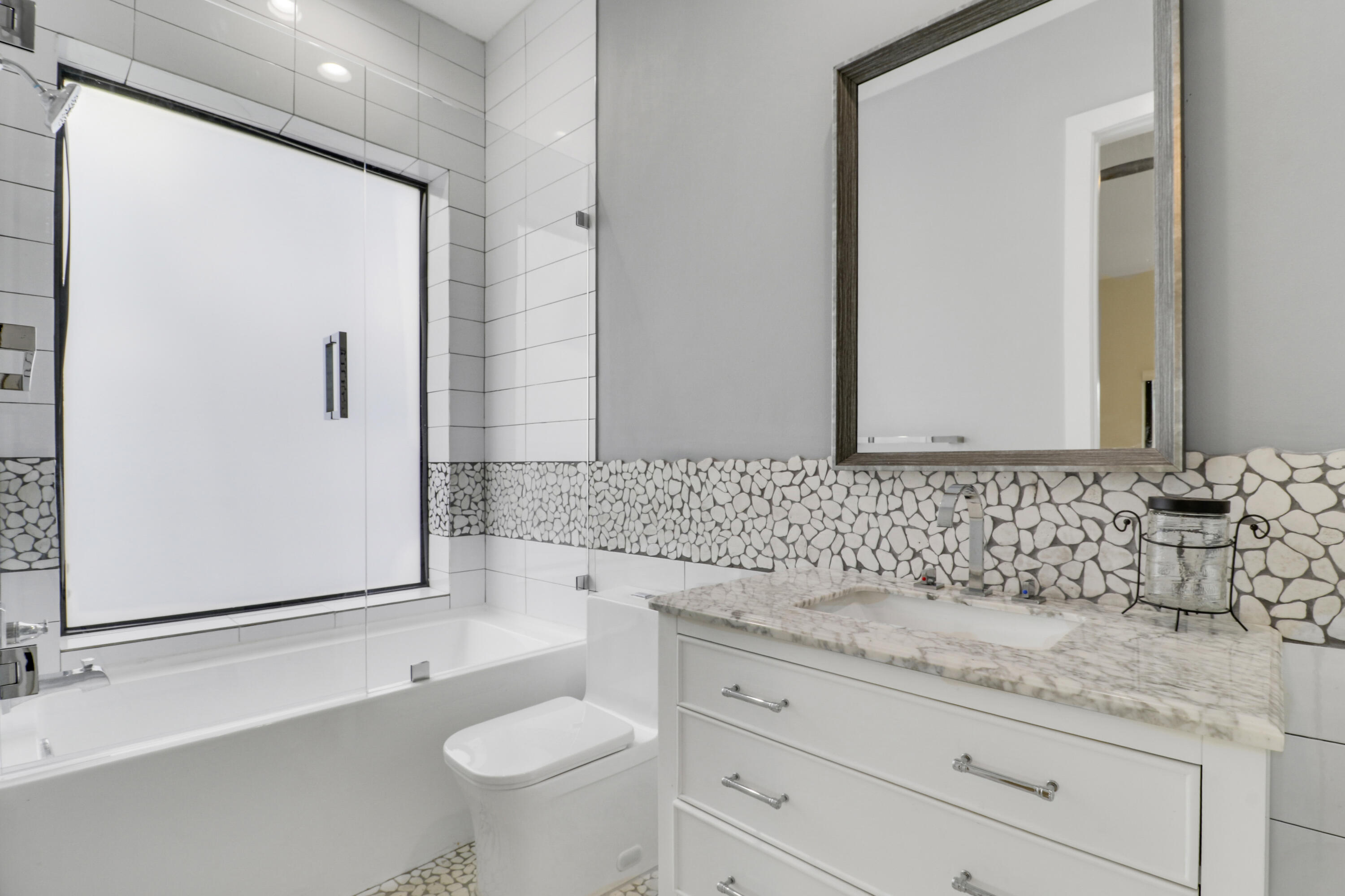 RIVER RIDGE (TEQUESTA) - Residential