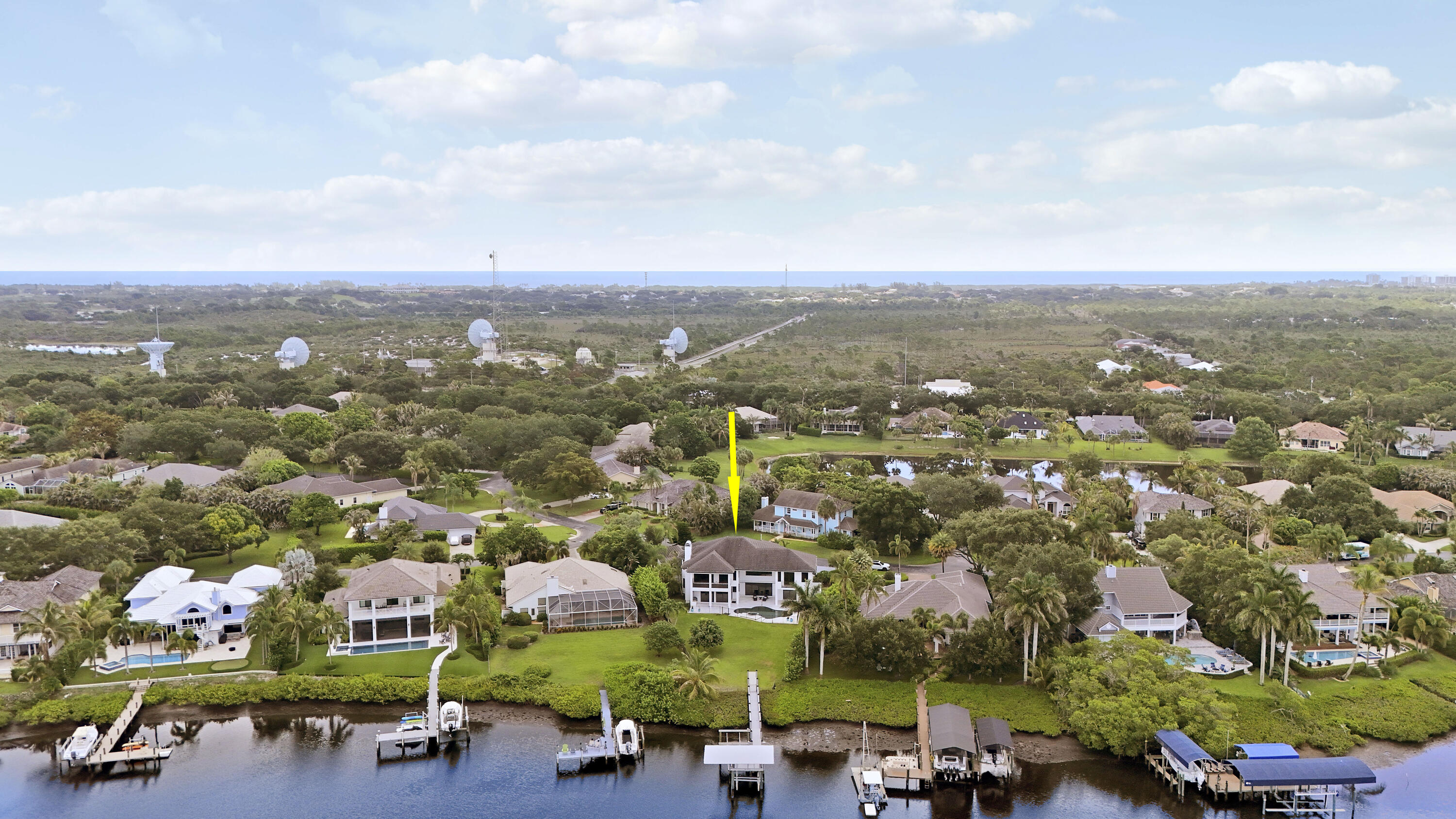RIVER RIDGE (TEQUESTA) - Residential