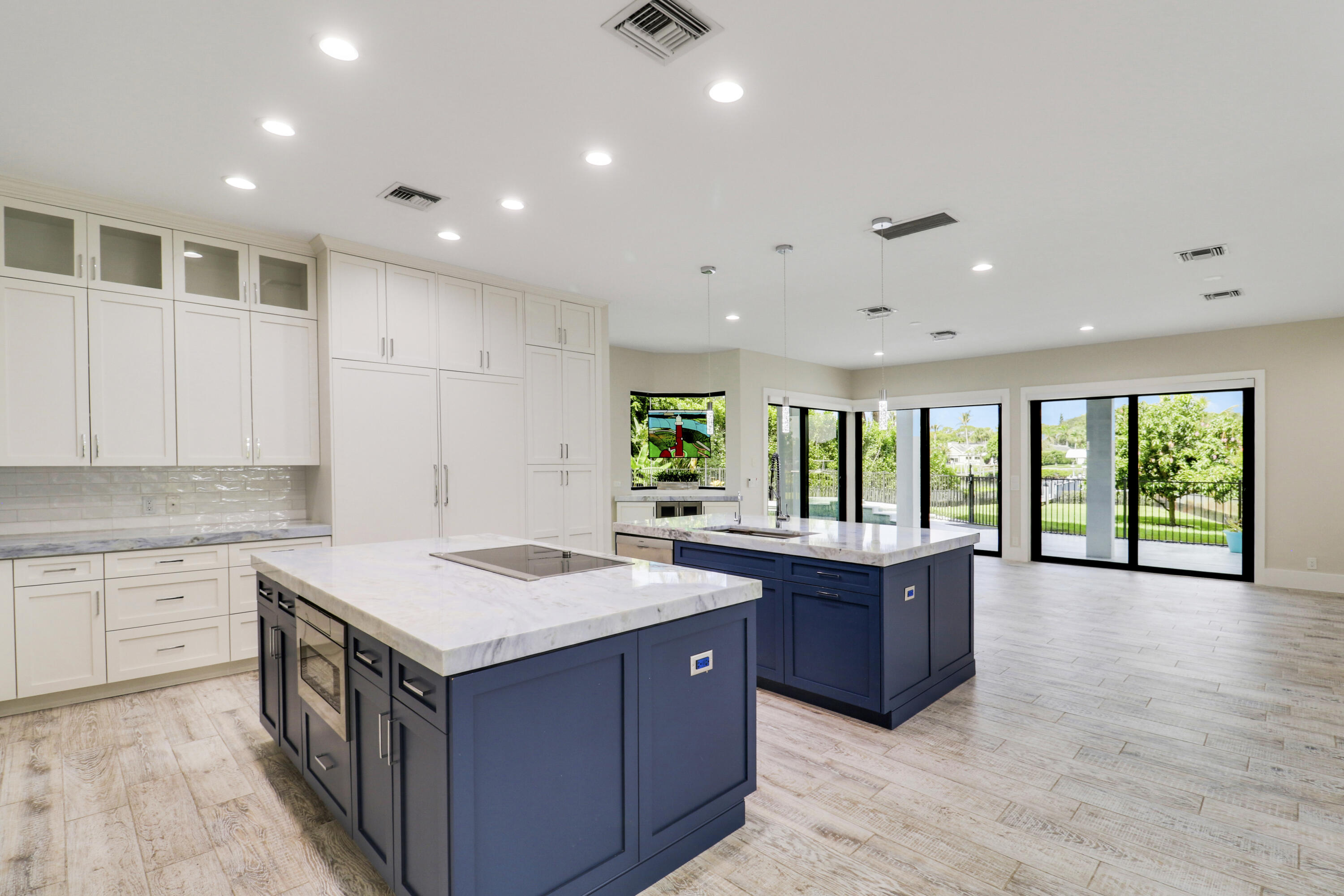 RIVER RIDGE (TEQUESTA) - Residential
