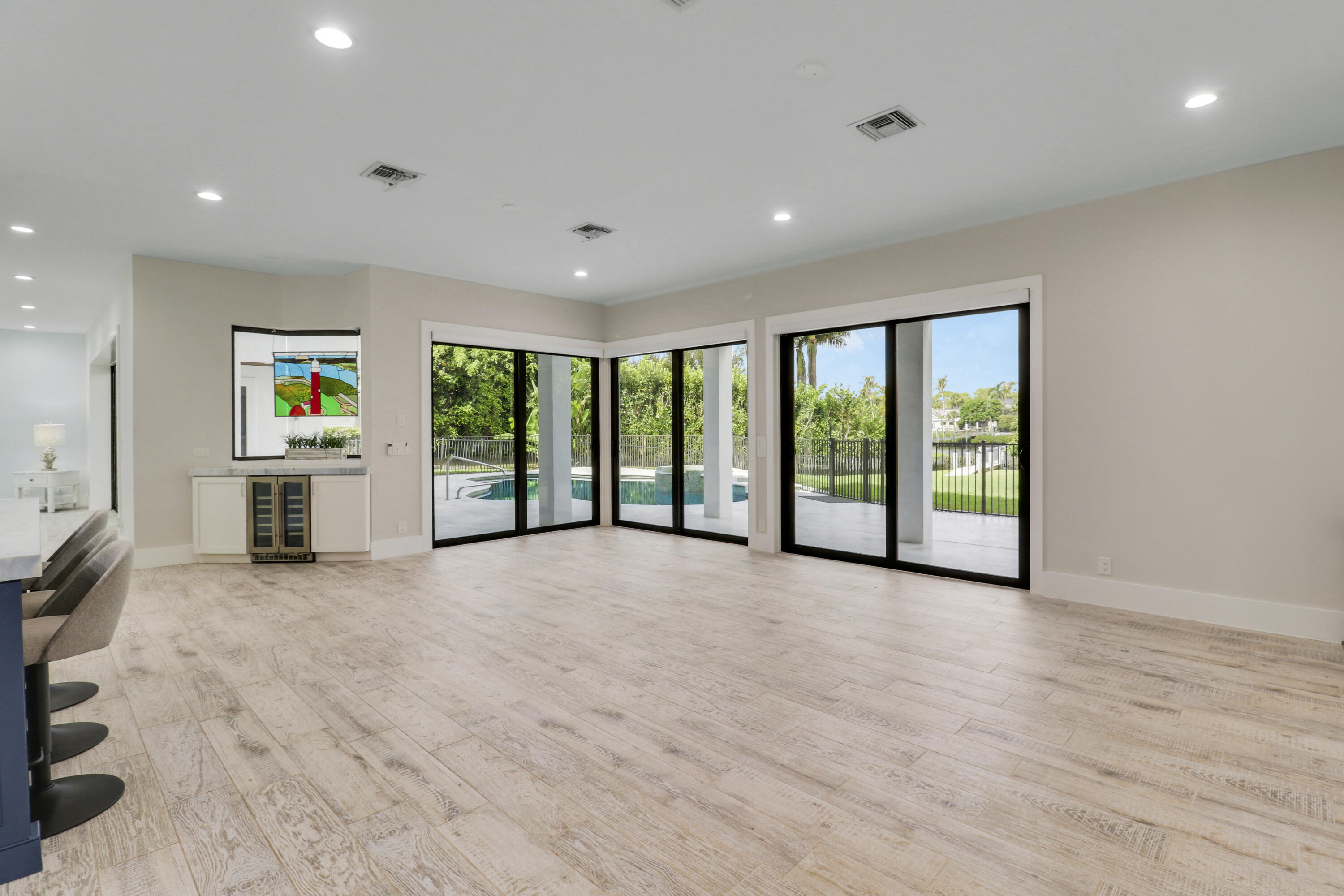 RIVER RIDGE (TEQUESTA) - Residential