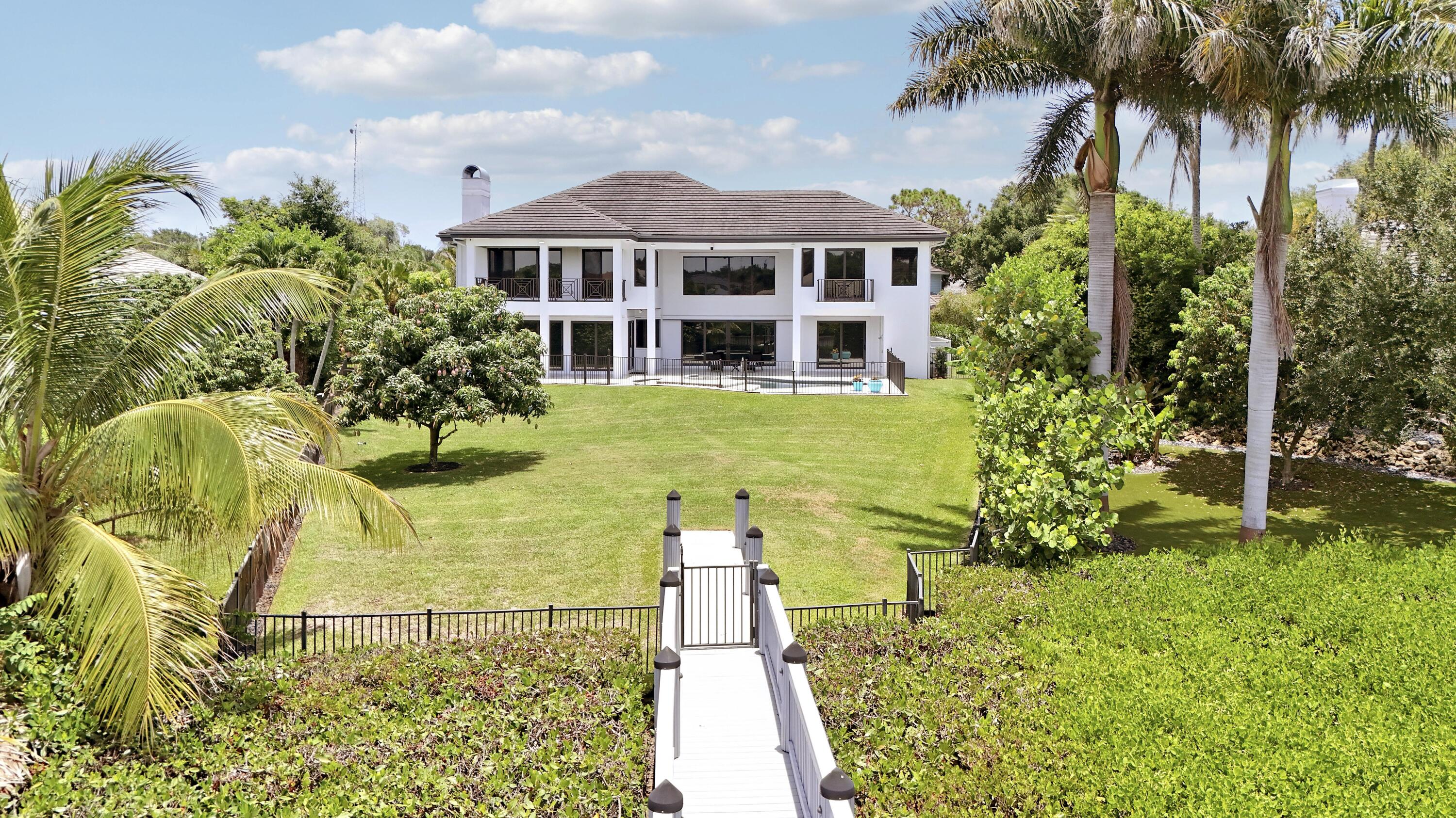 RIVER RIDGE (TEQUESTA) - Residential