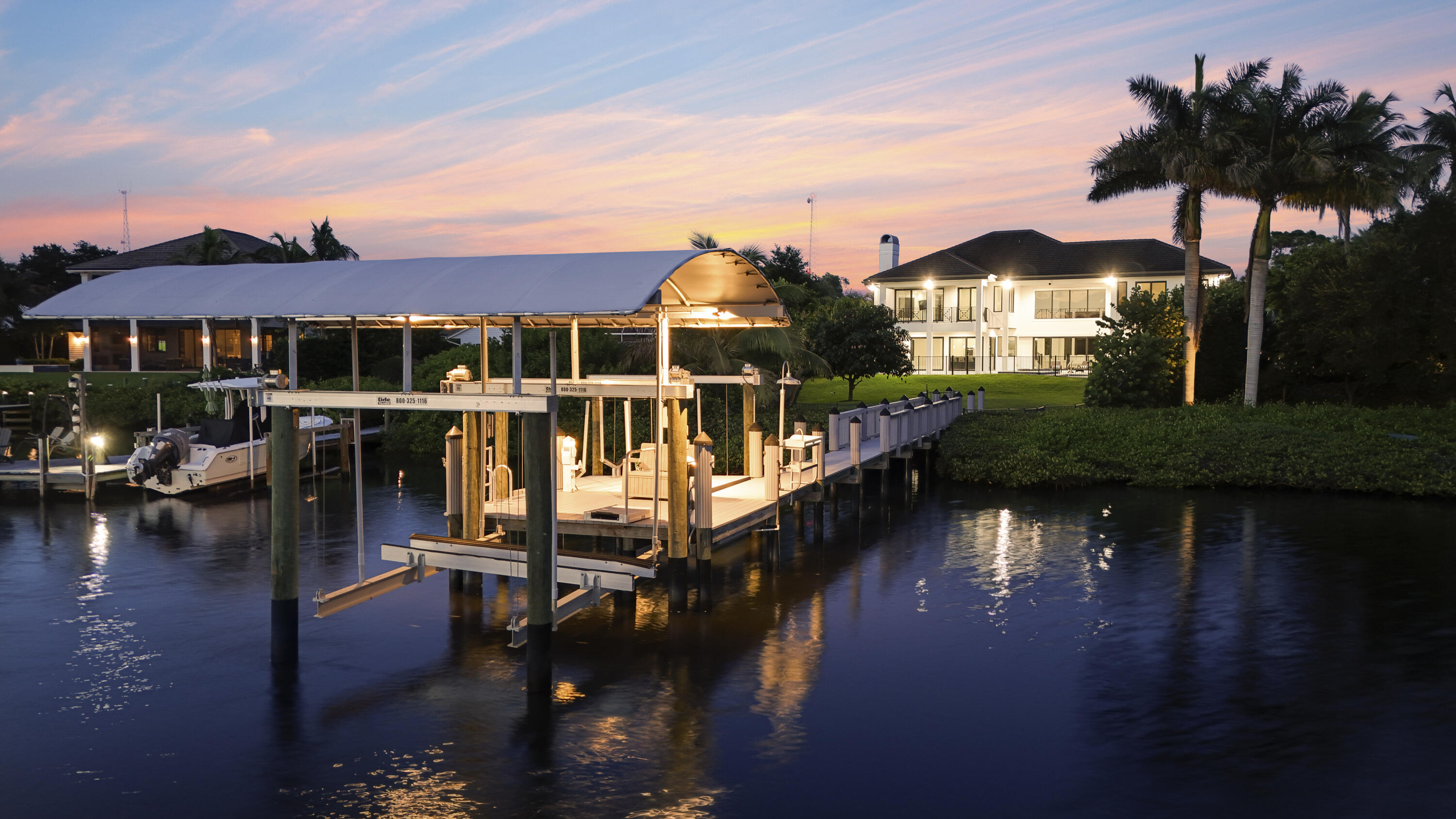 RIVER RIDGE (TEQUESTA) - Residential