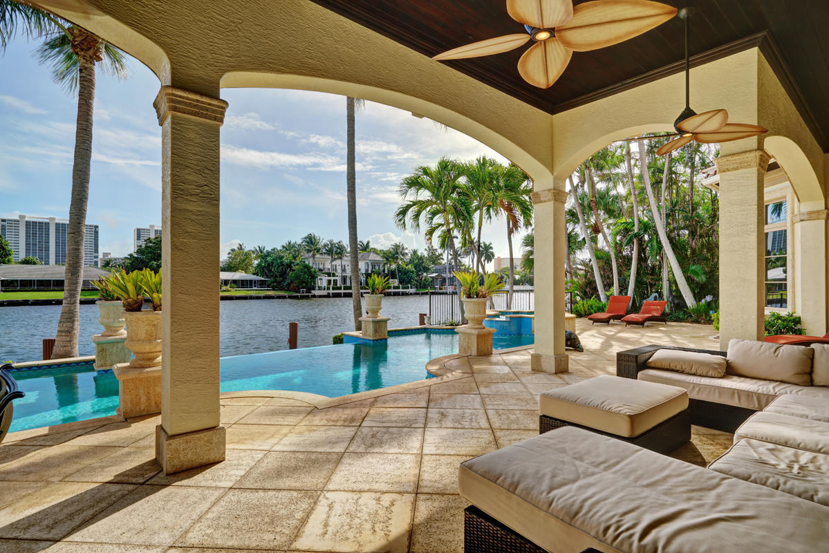 ROYAL PALM YACHT & COUNTRY CLUB - Residential