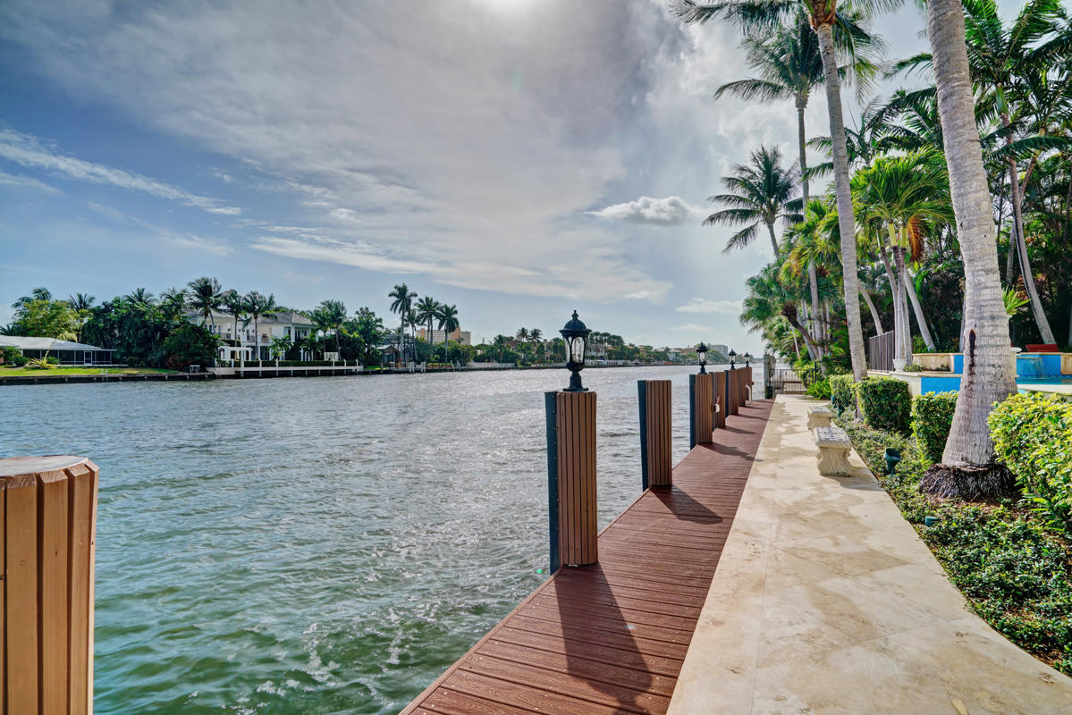 ROYAL PALM YACHT & COUNTRY CLUB - Residential