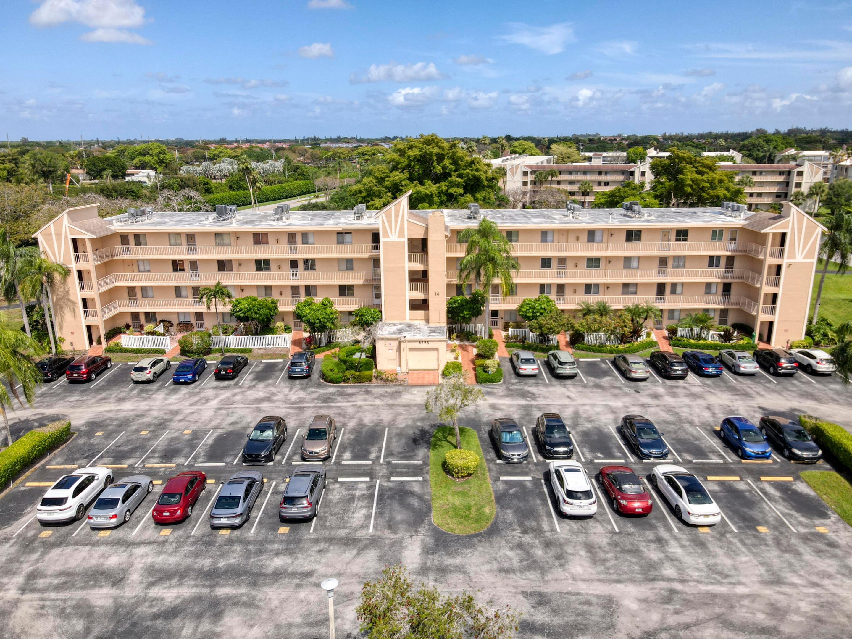 HUNTINGTON LAKES SEC TWO CONDOS - Residential Lease