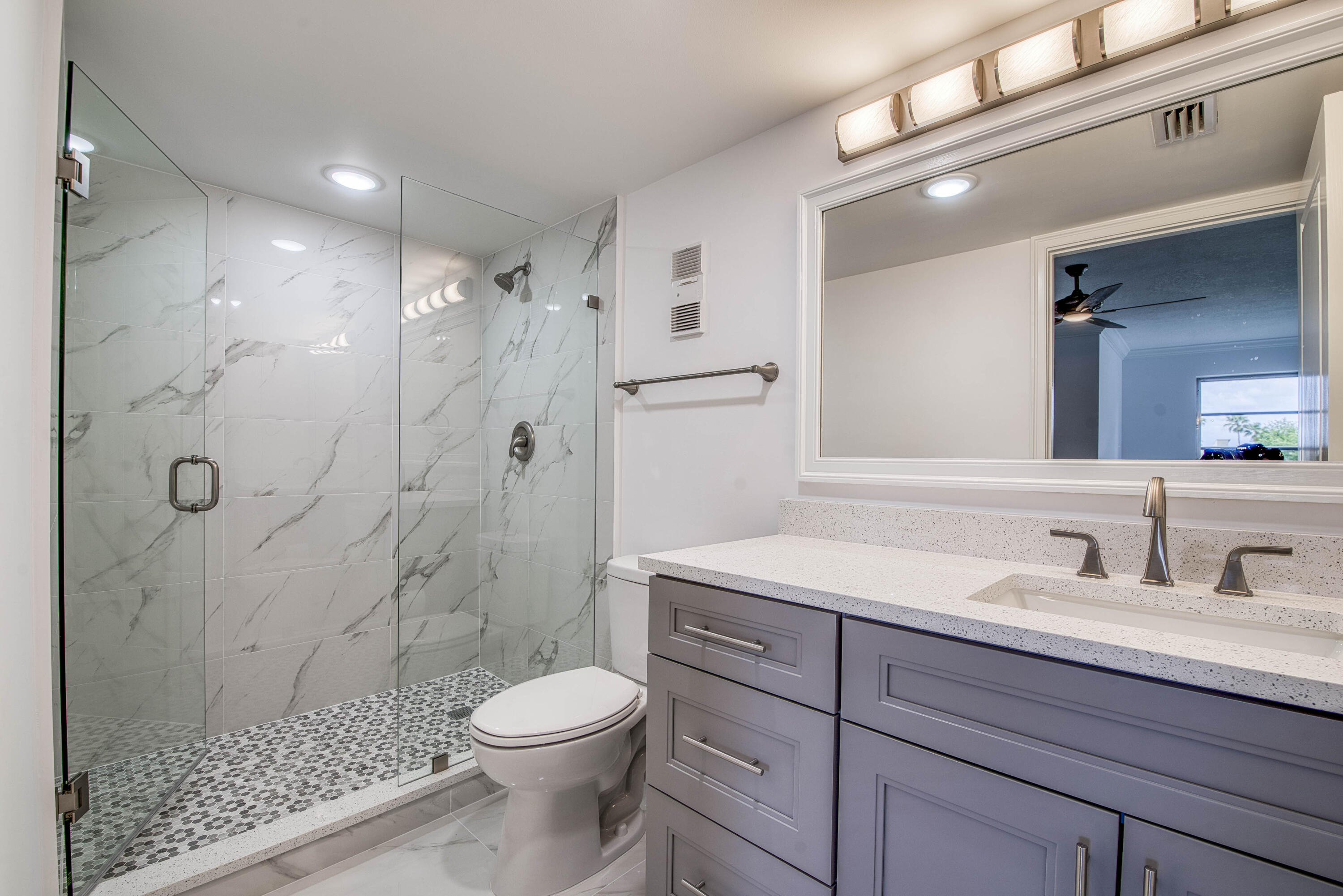 HUNTINGTON LAKES SEC TWO CONDOS - Residential Lease