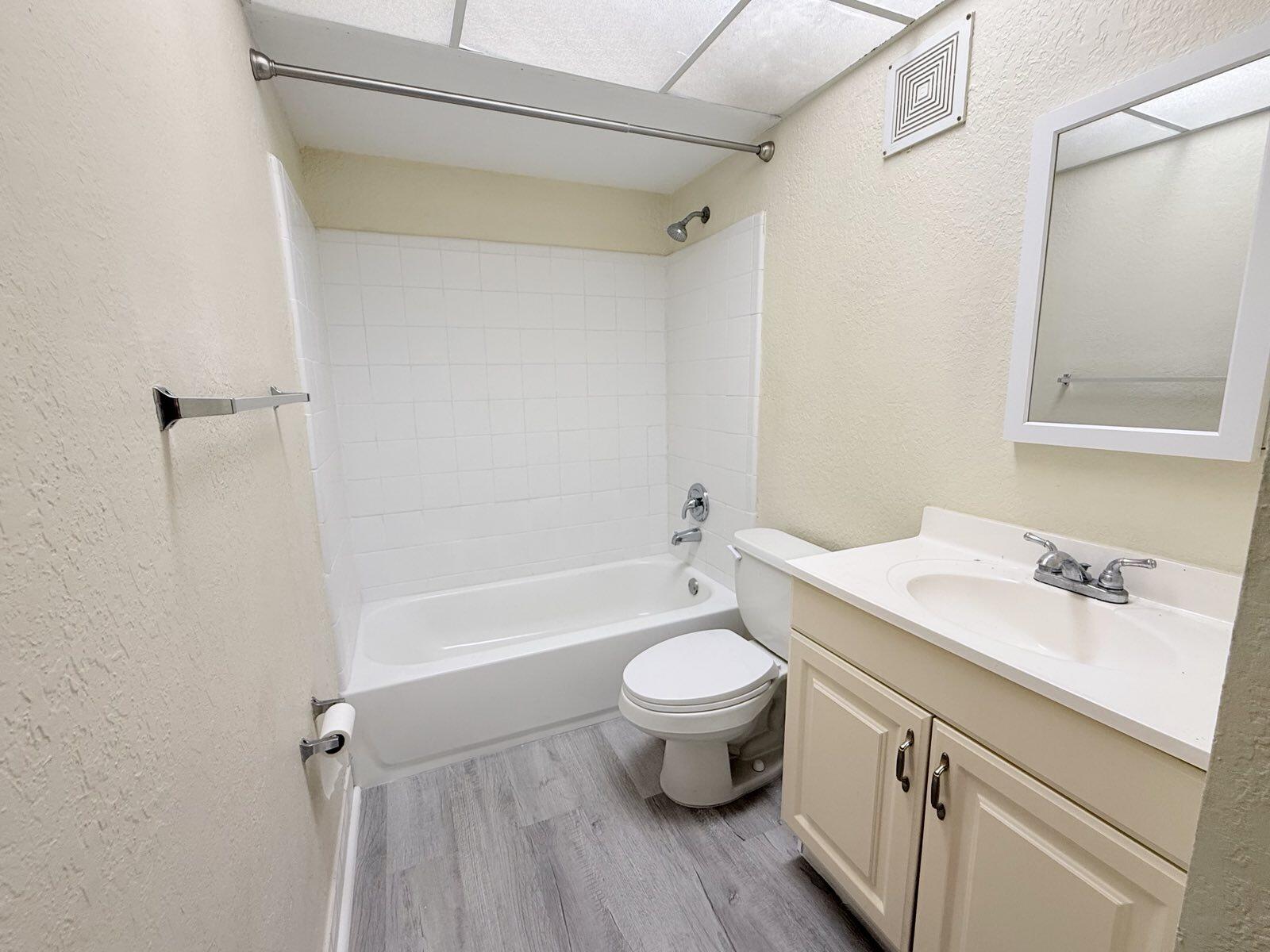 COCO CAY CONDO - Residential Lease
