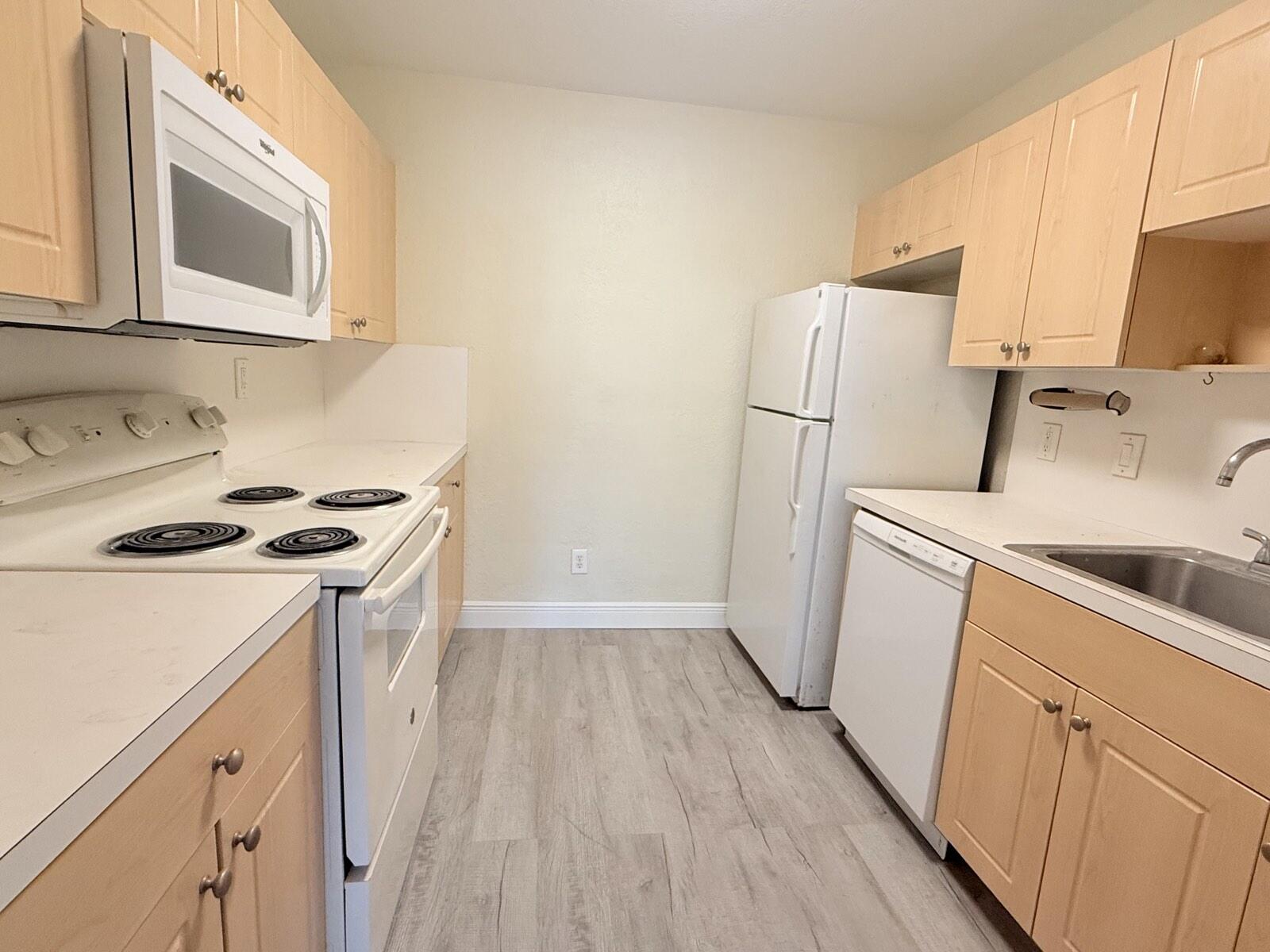 COCO CAY CONDO - Residential Lease