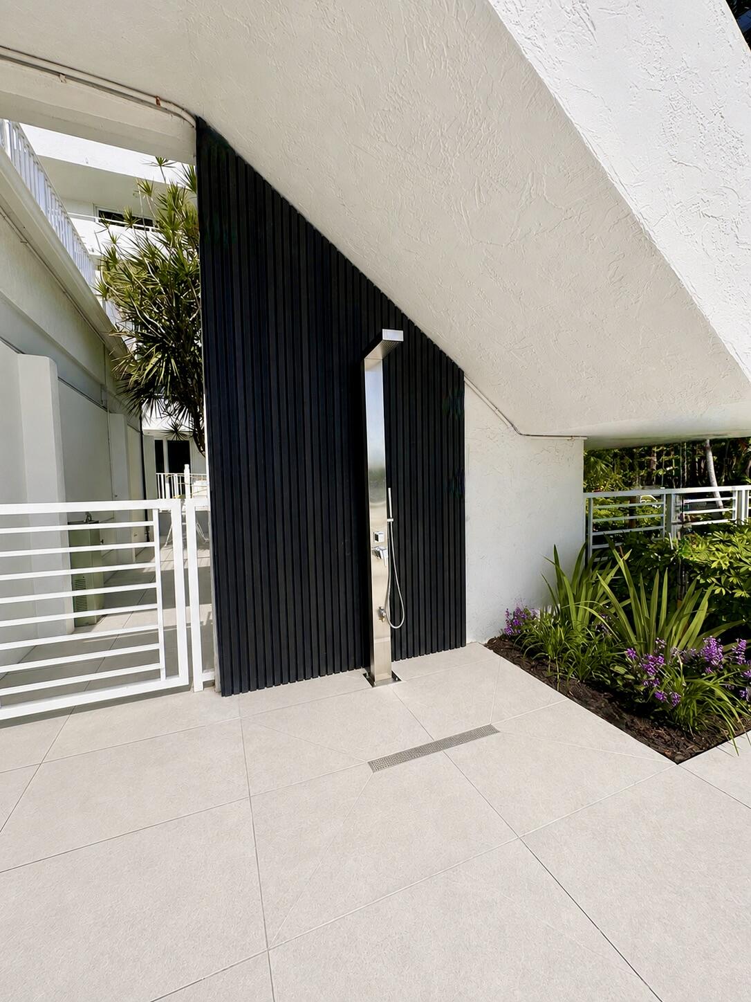 EAST POINT TOWERS CONDO - Residential Lease