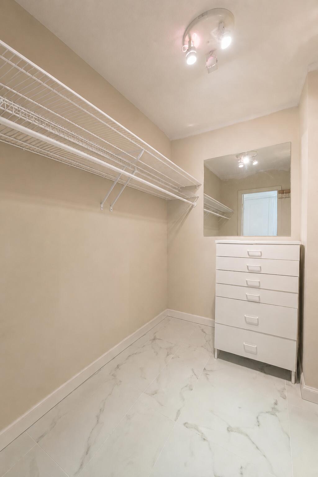 EAST POINT TOWERS CONDO - Residential Lease
