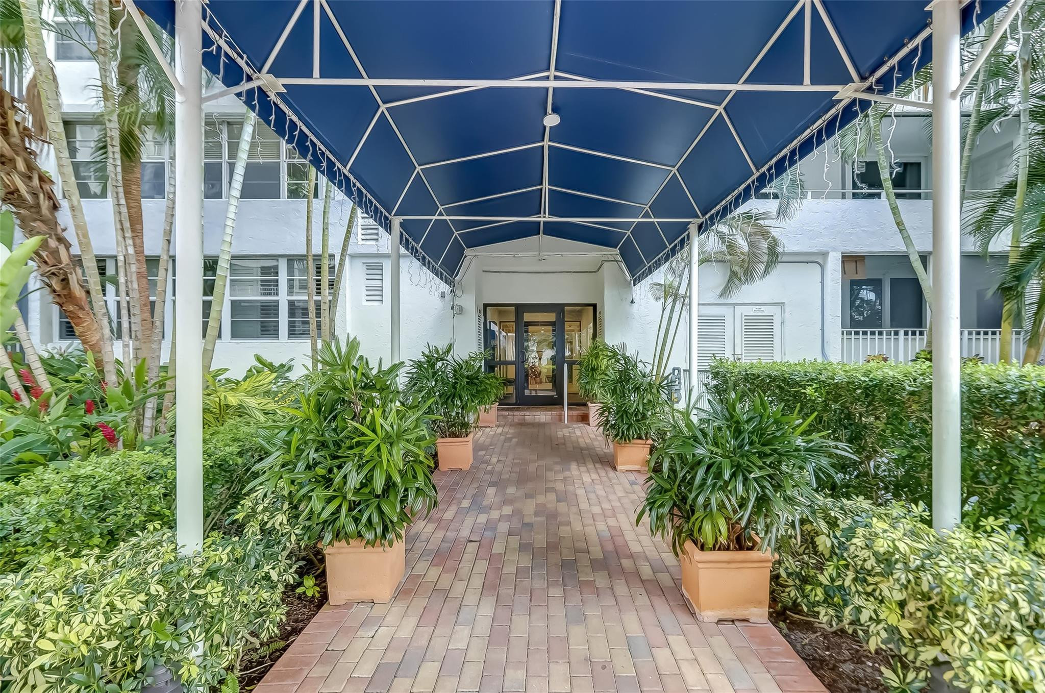 EAST POINT TOWERS CONDO - Residential Lease