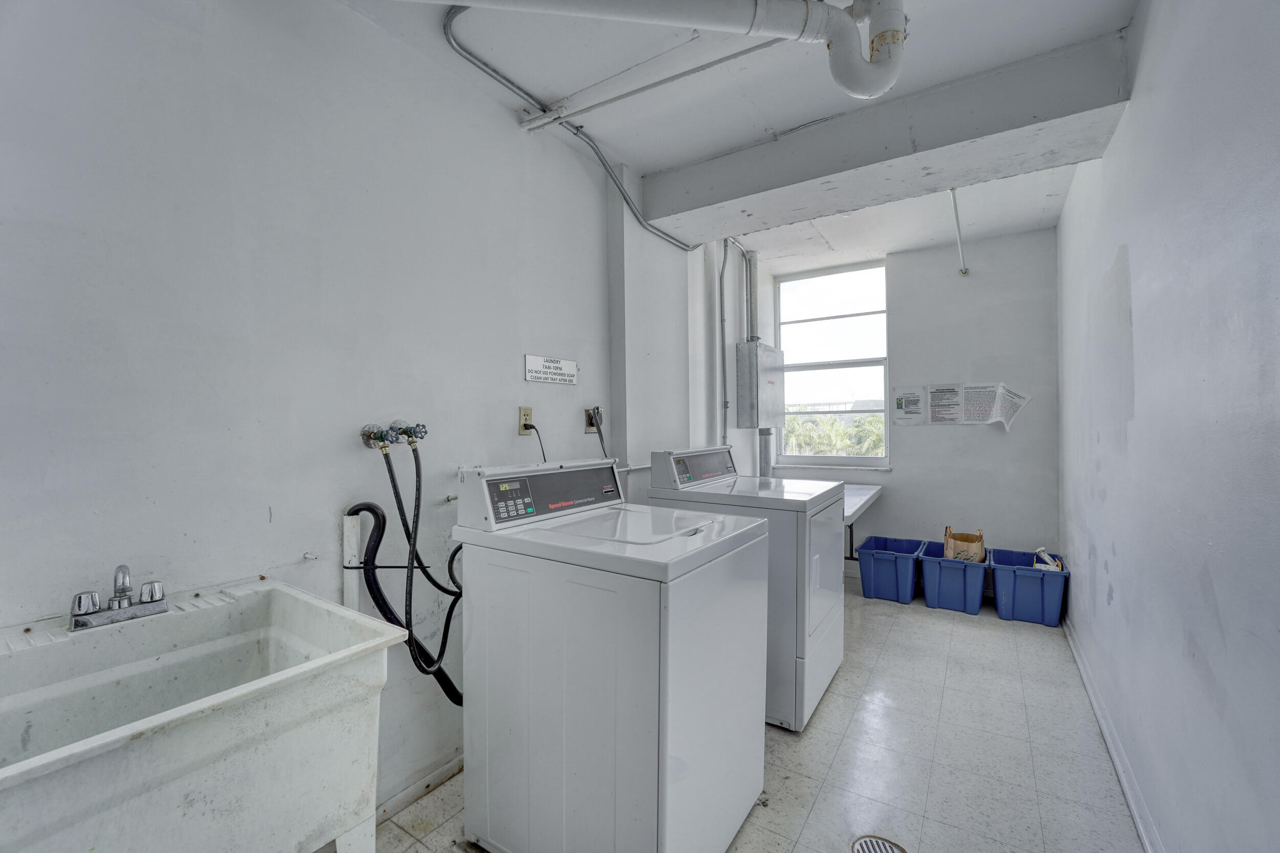 EAST POINT TOWERS CONDO - Residential Lease