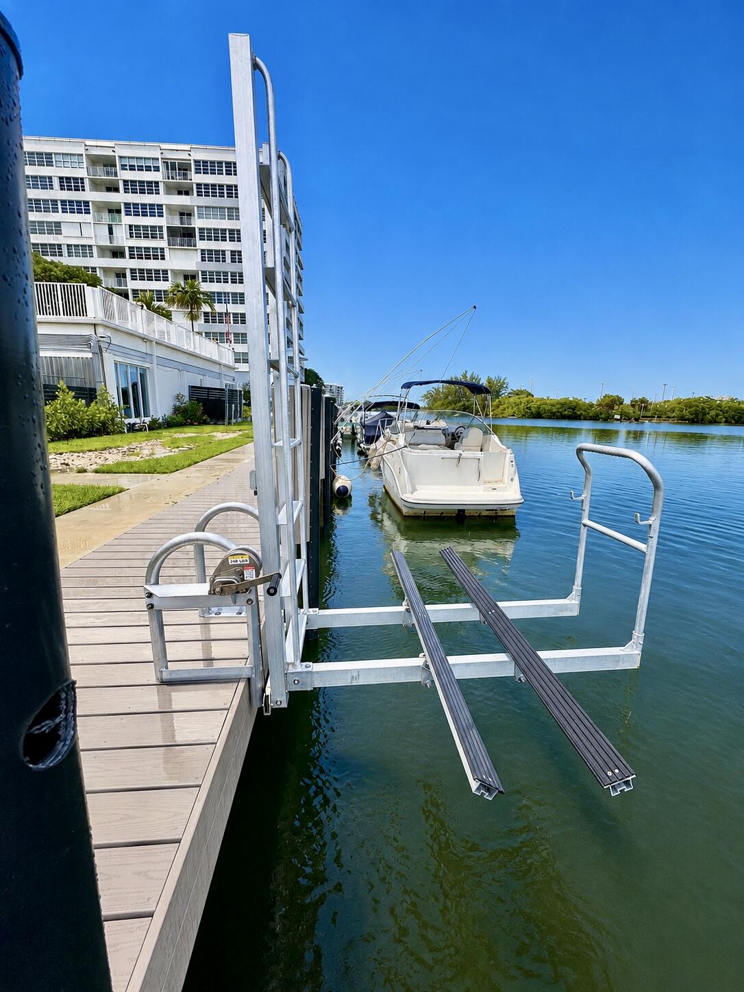 EAST POINT TOWERS CONDO - Residential Lease