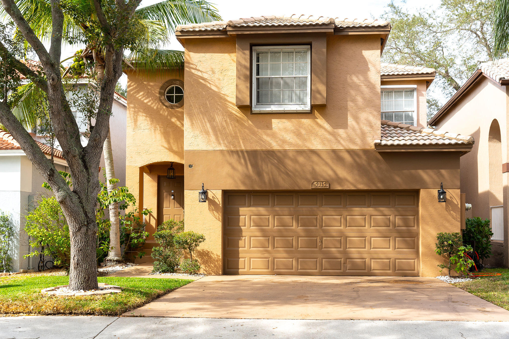 REGENCY LAKES AT COCONUT CREEK - Residential