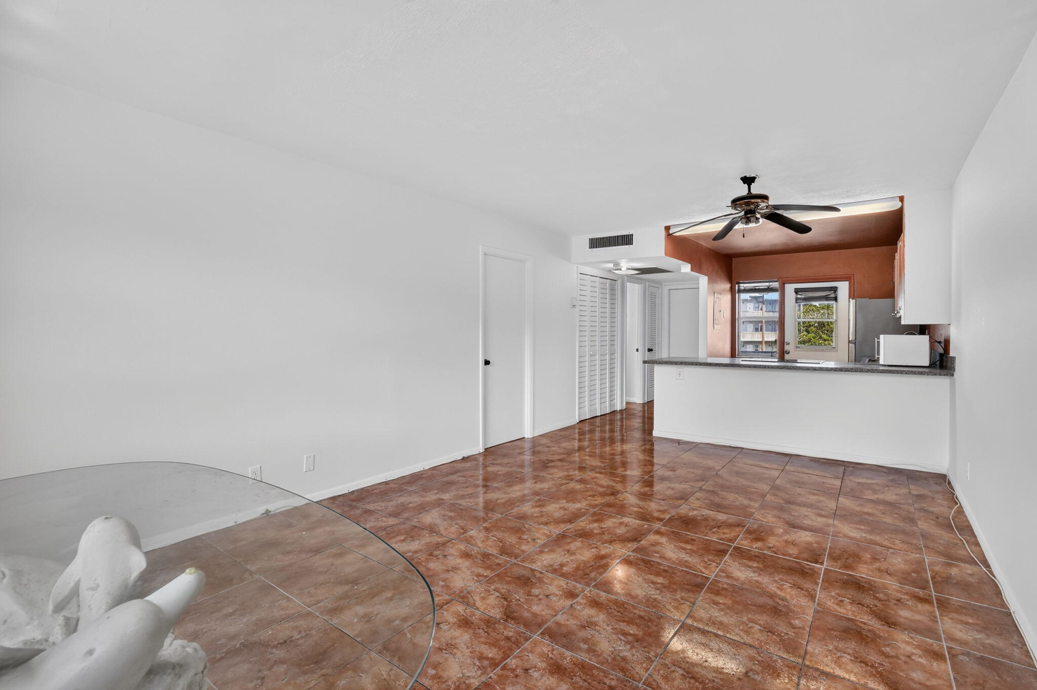 SHERIDAN LAKES CONDO APTS NO 8 - Residential
