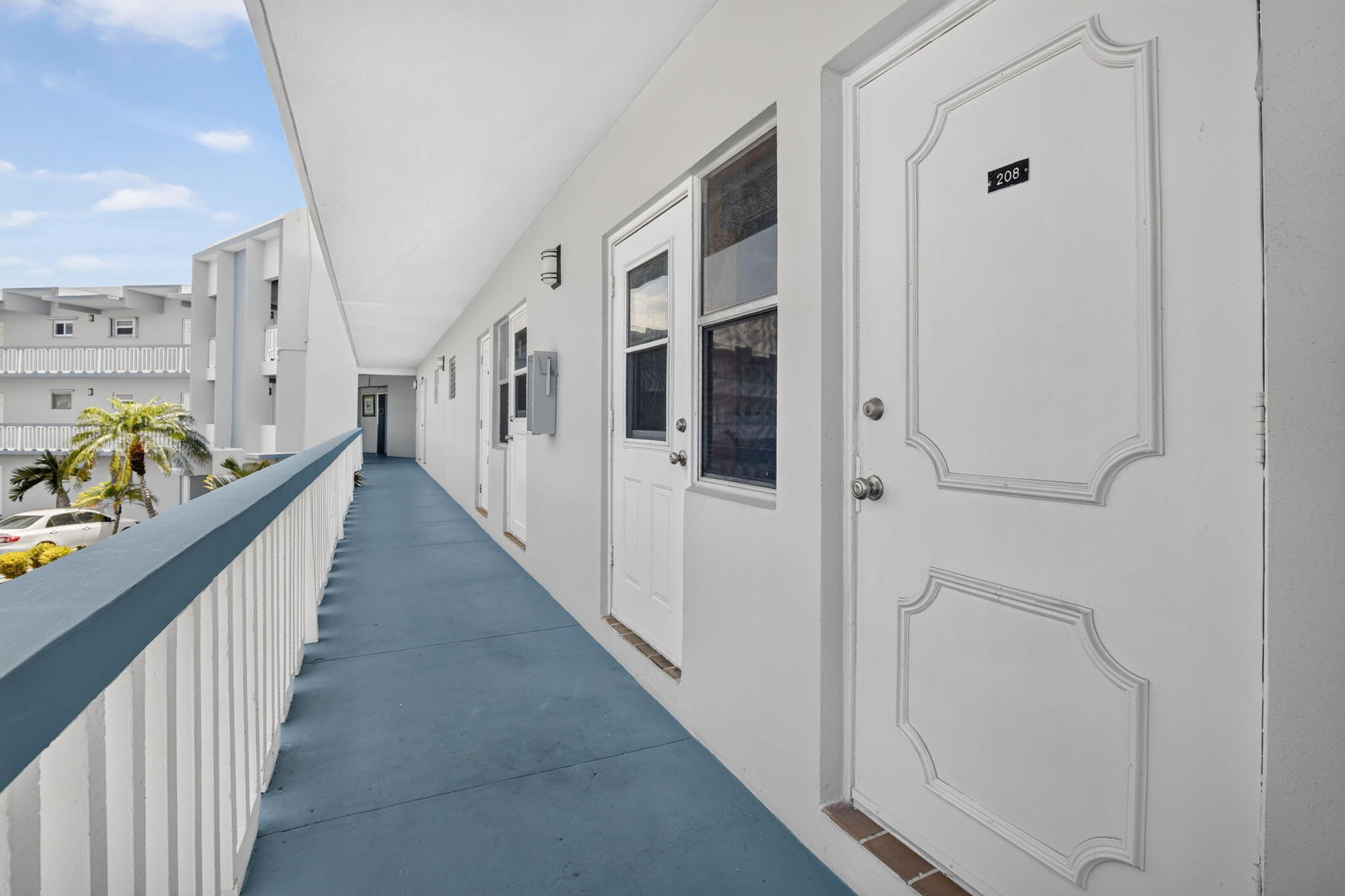 SHERIDAN LAKES CONDO APTS NO 8 - Residential