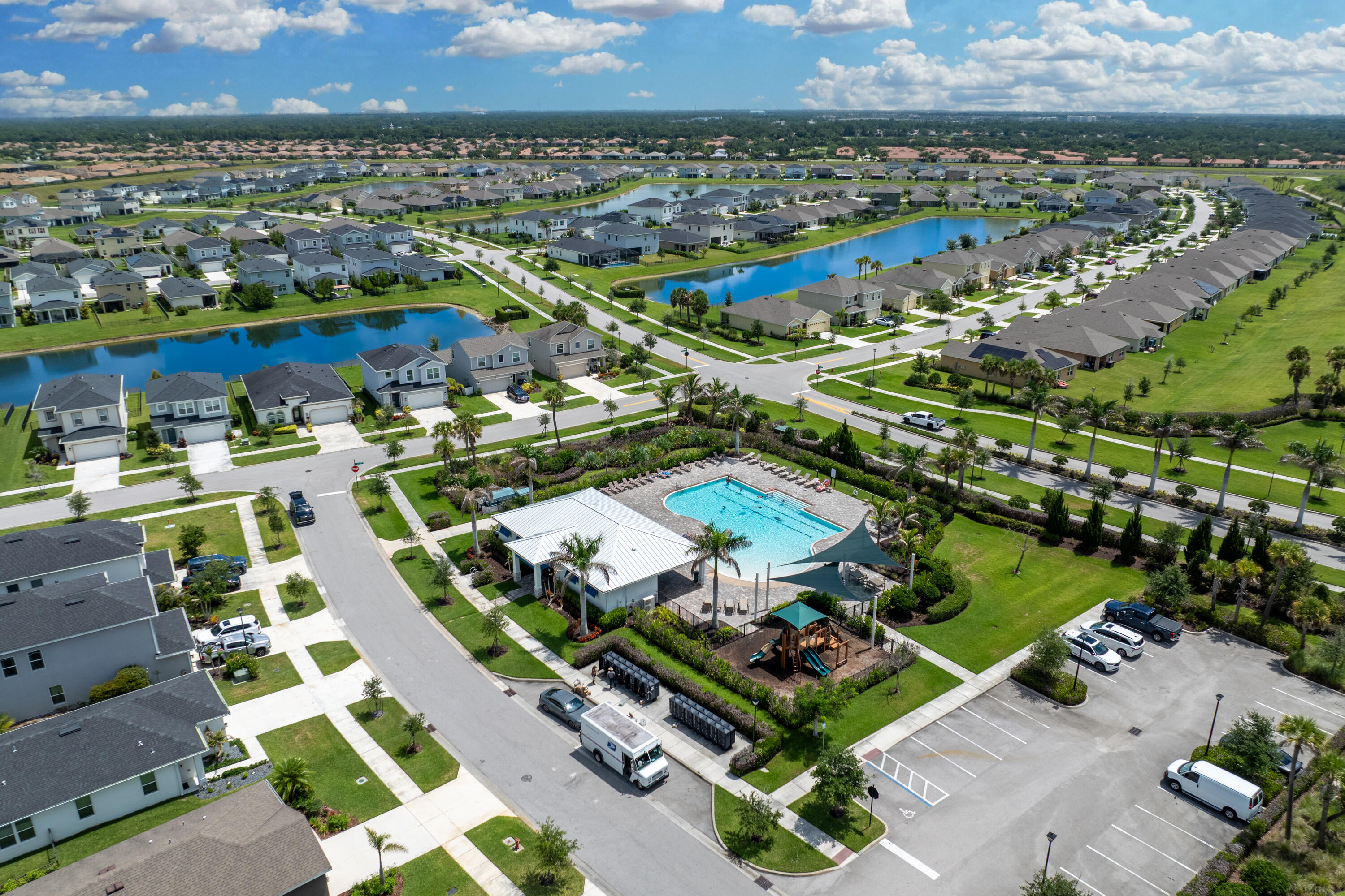 VERANO SOUTH / CROSSTOWN COMMONS - Residential