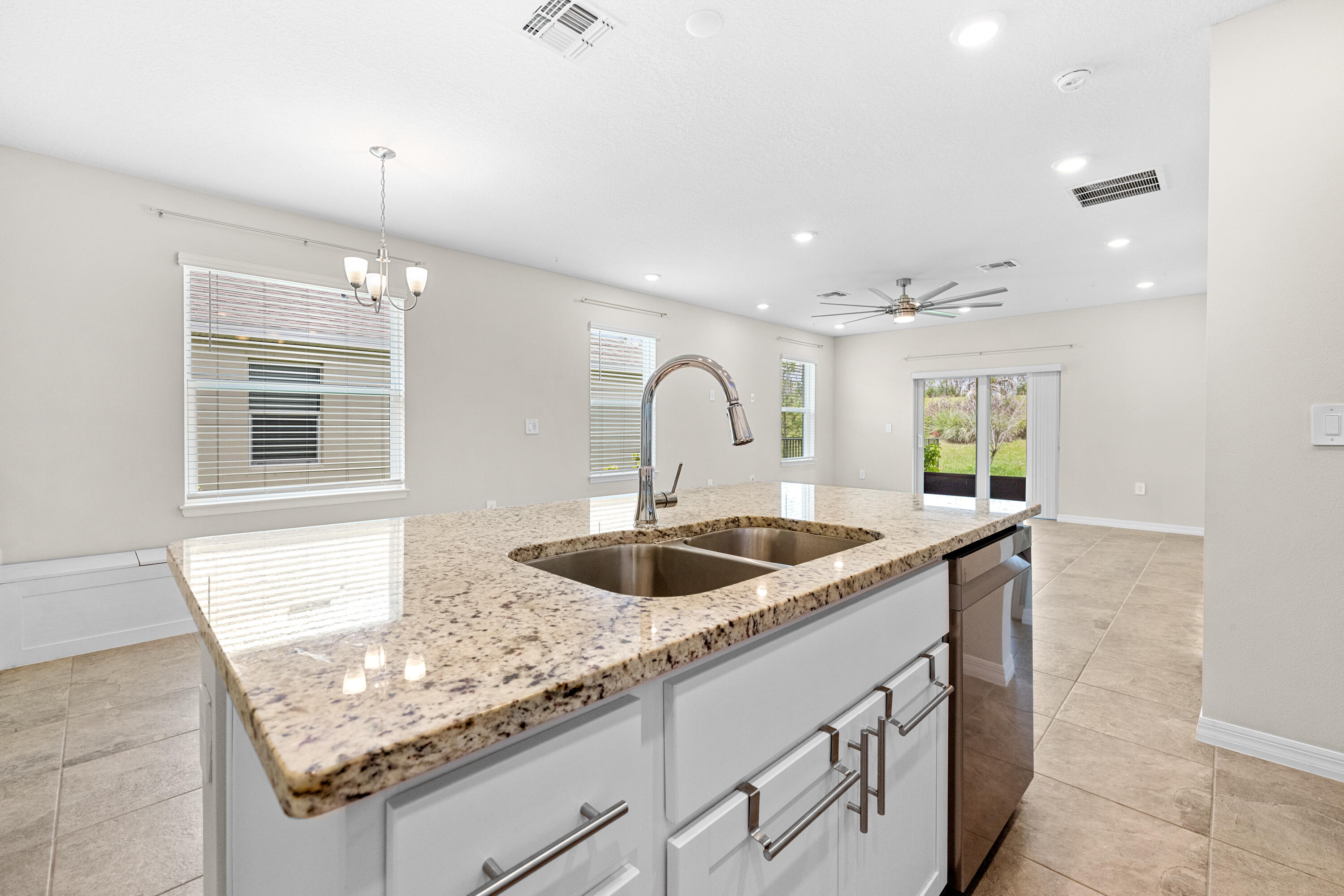 VERANO SOUTH / CROSSTOWN COMMONS - Residential