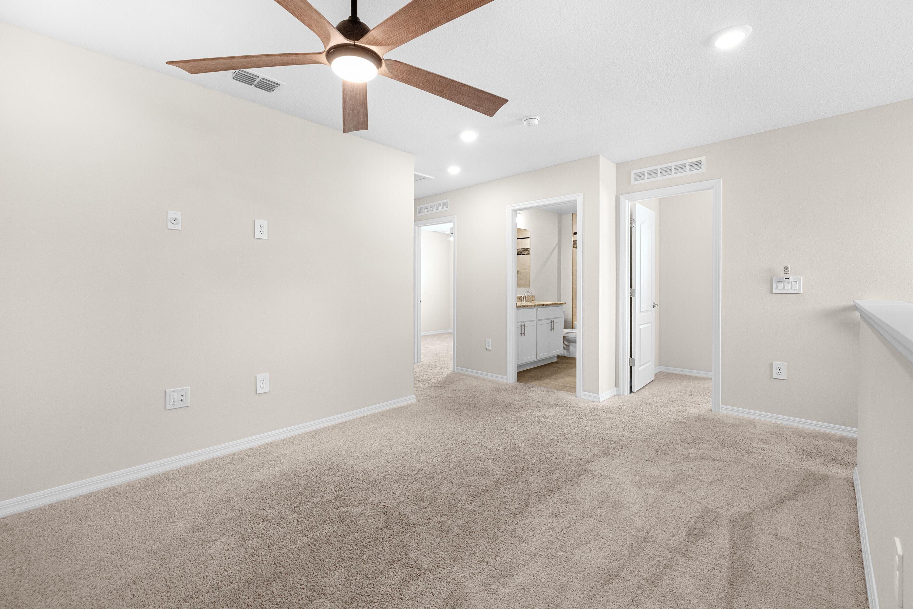VERANO SOUTH / CROSSTOWN COMMONS - Residential