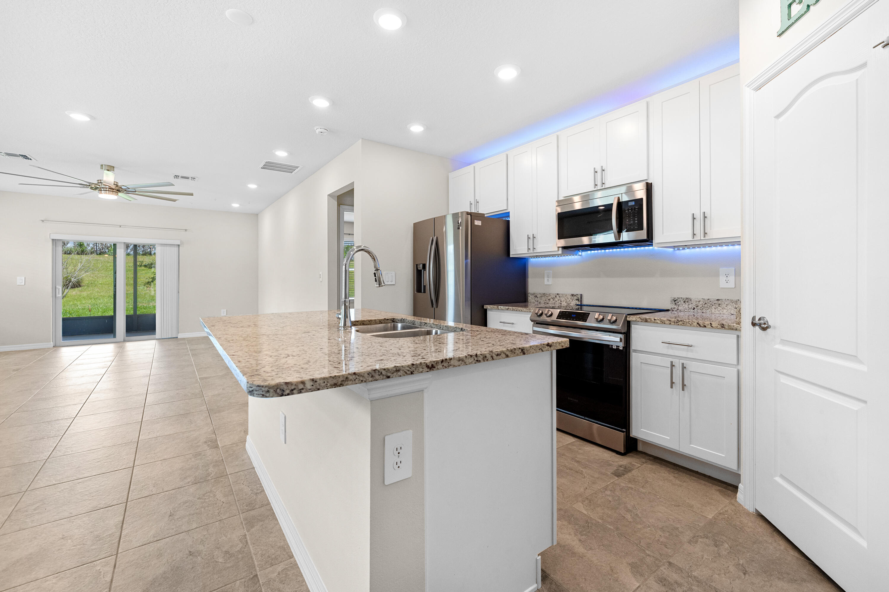 VERANO SOUTH / CROSSTOWN COMMONS - Residential