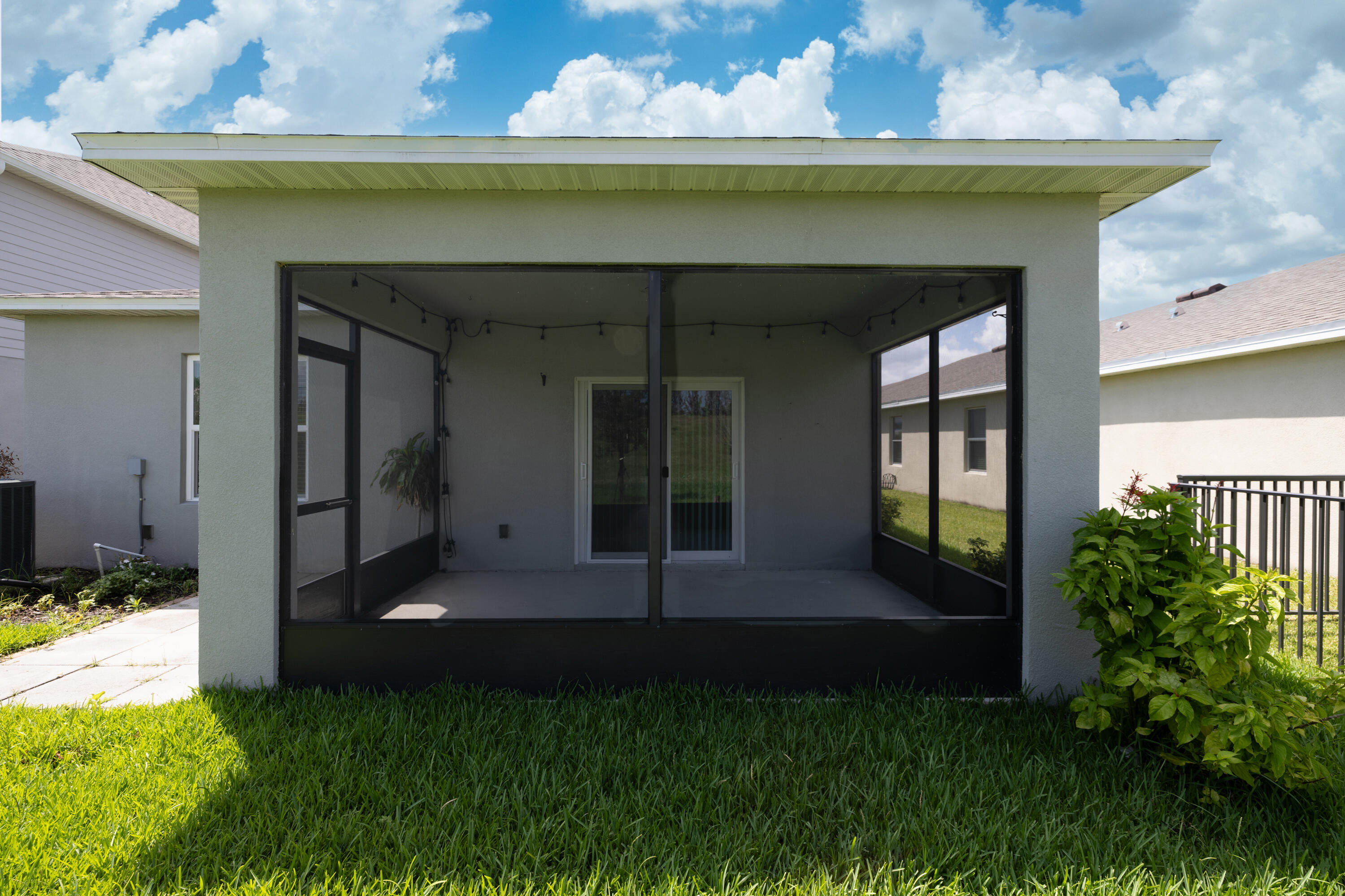 VERANO SOUTH / CROSSTOWN COMMONS - Residential