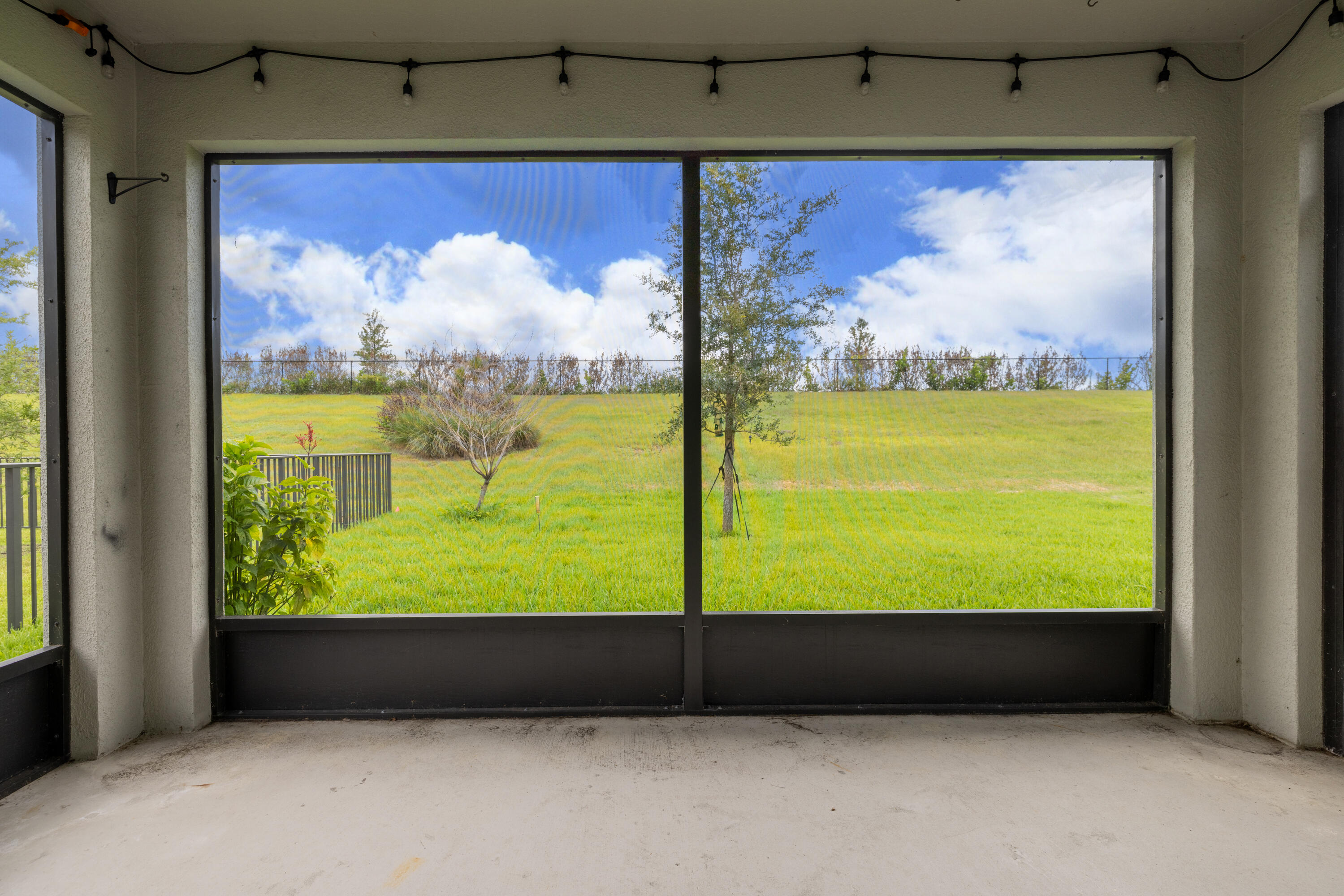 VERANO SOUTH / CROSSTOWN COMMONS - Residential