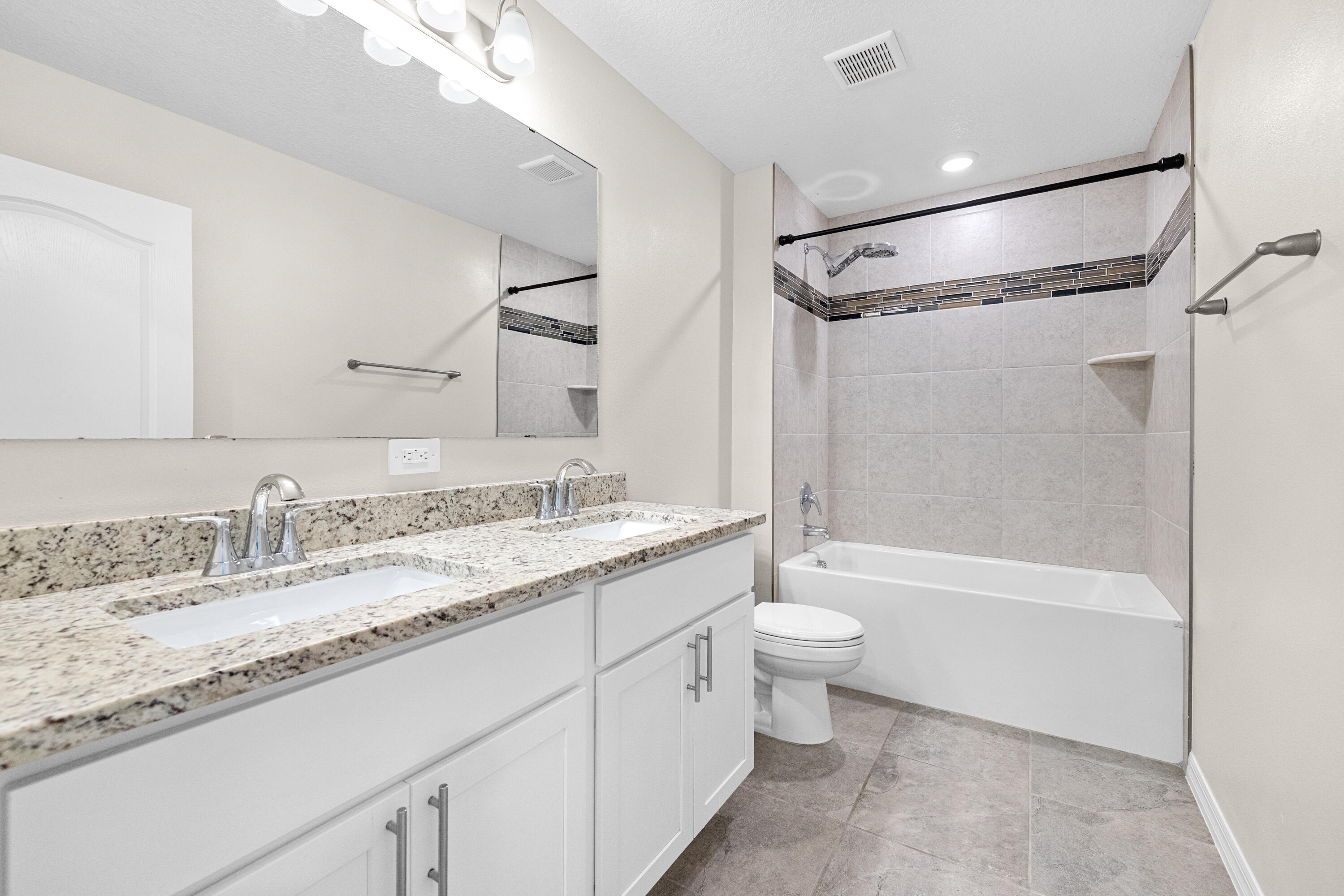 VERANO SOUTH / CROSSTOWN COMMONS - Residential