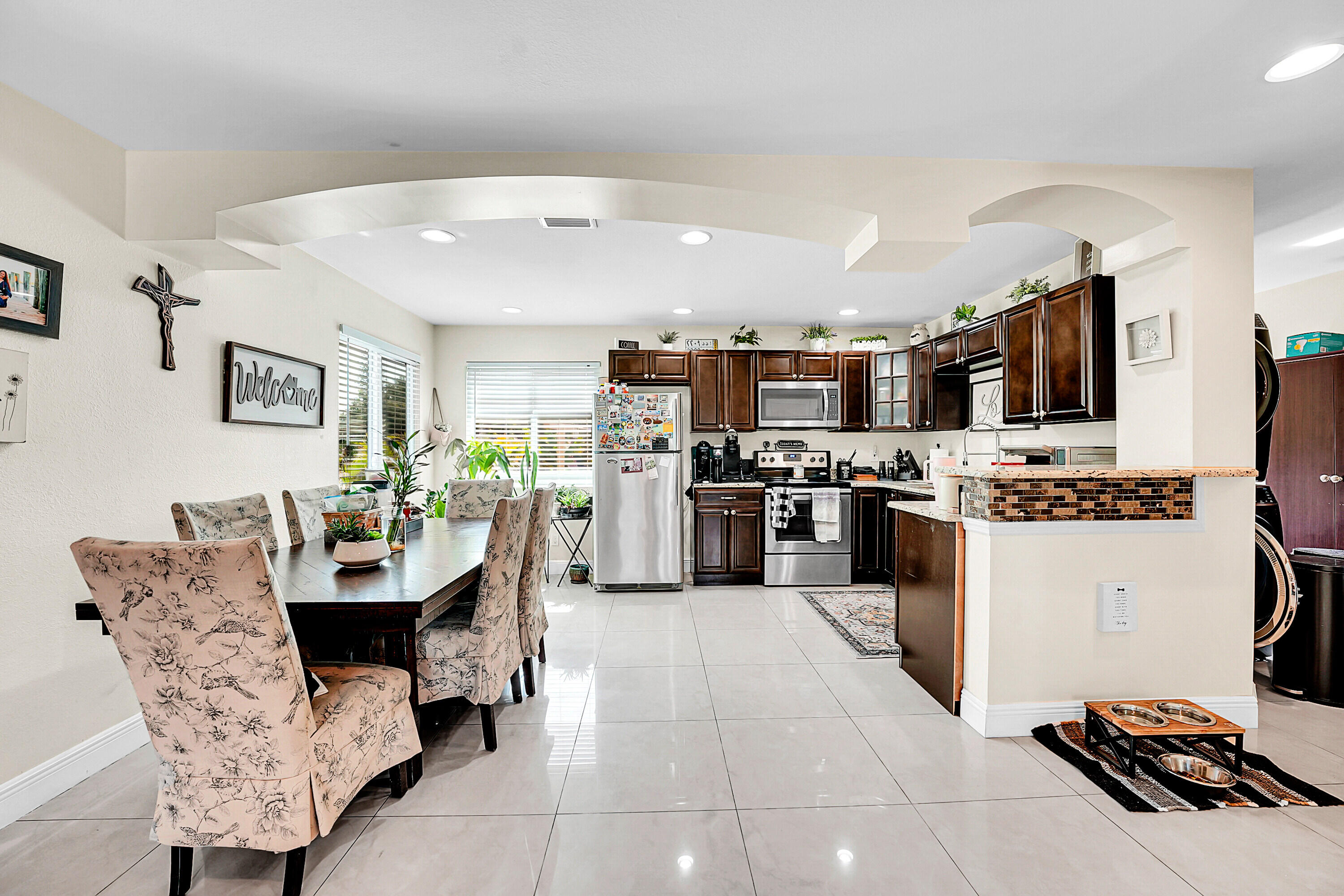 SAN LUCIE PLAZA SUBDIVISION UNIT 1 - Residential Income