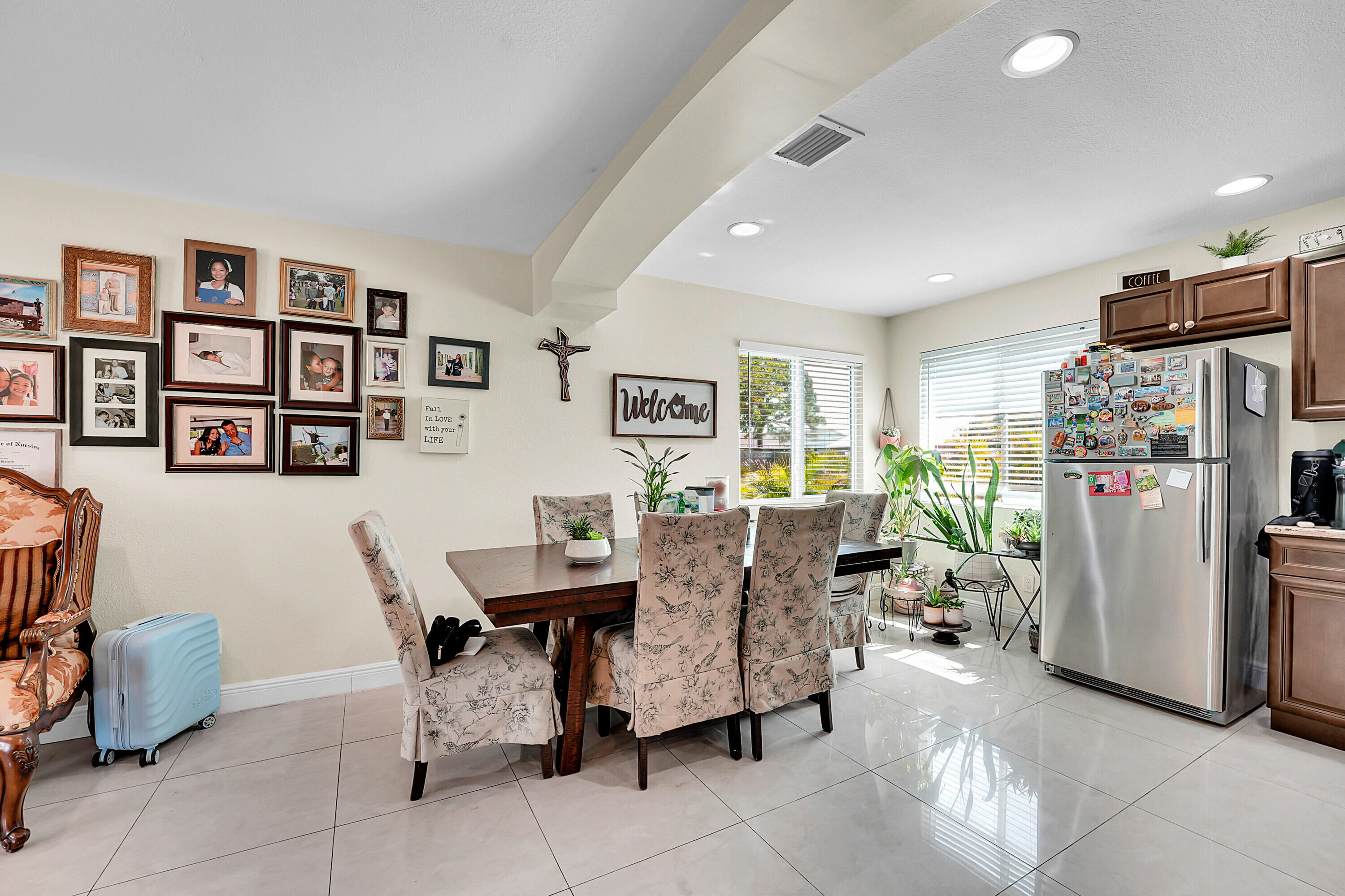 SAN LUCIE PLAZA SUBDIVISION UNIT 1 - Residential Income