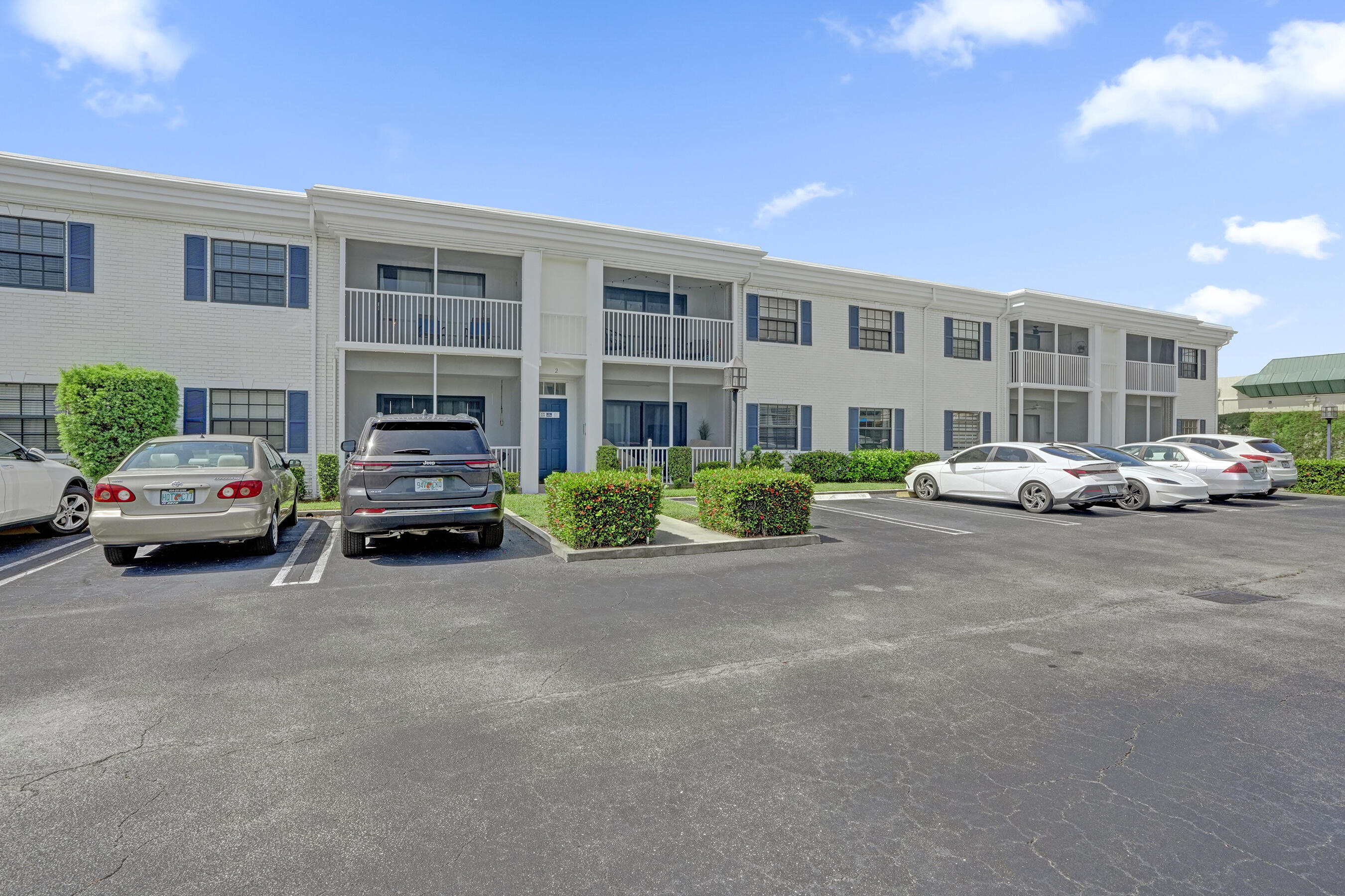 CYPRESS CLUB CONDO - Residential