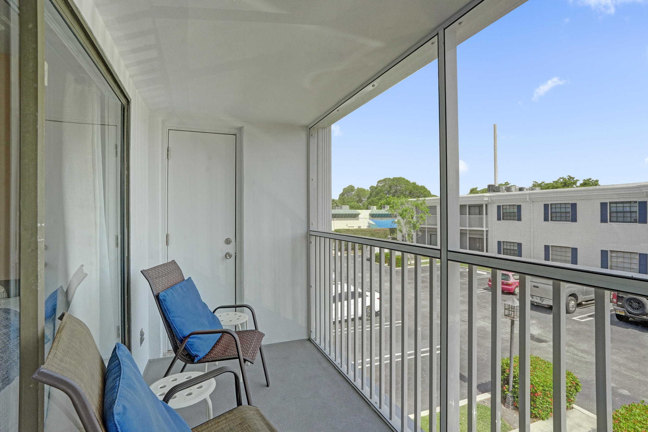 CYPRESS CLUB CONDO - Residential