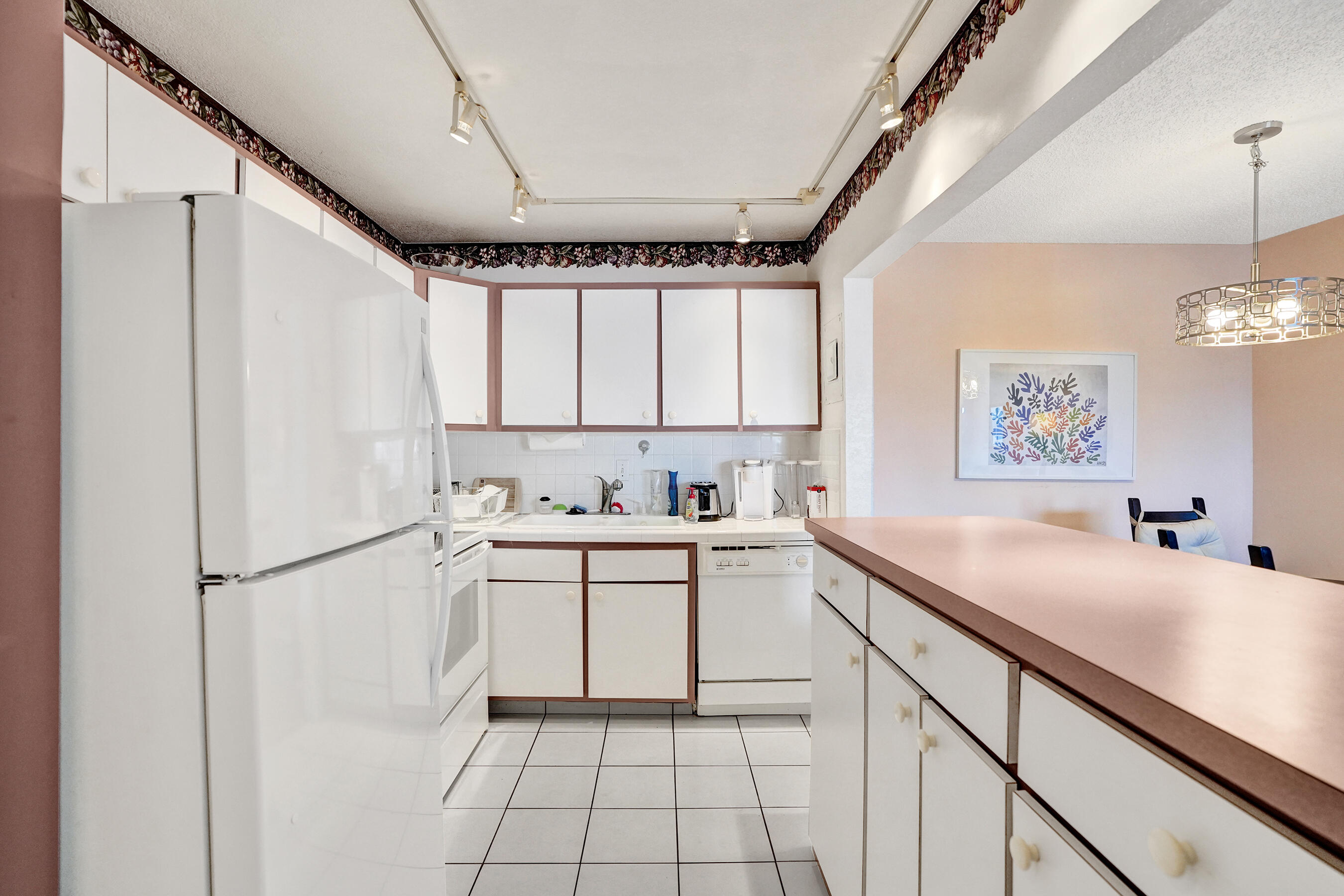 CYPRESS CLUB CONDO - Residential