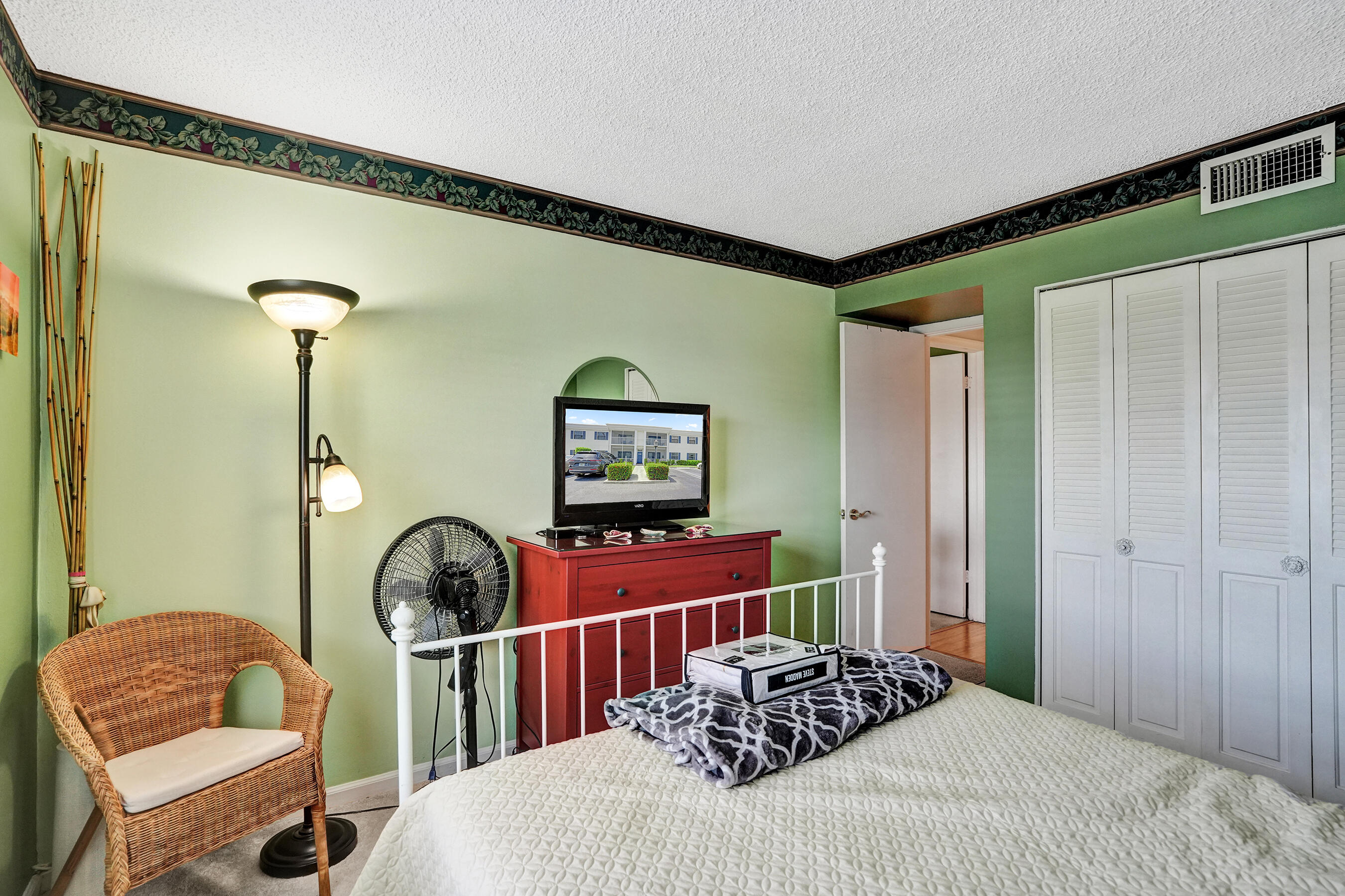 CYPRESS CLUB CONDO - Residential