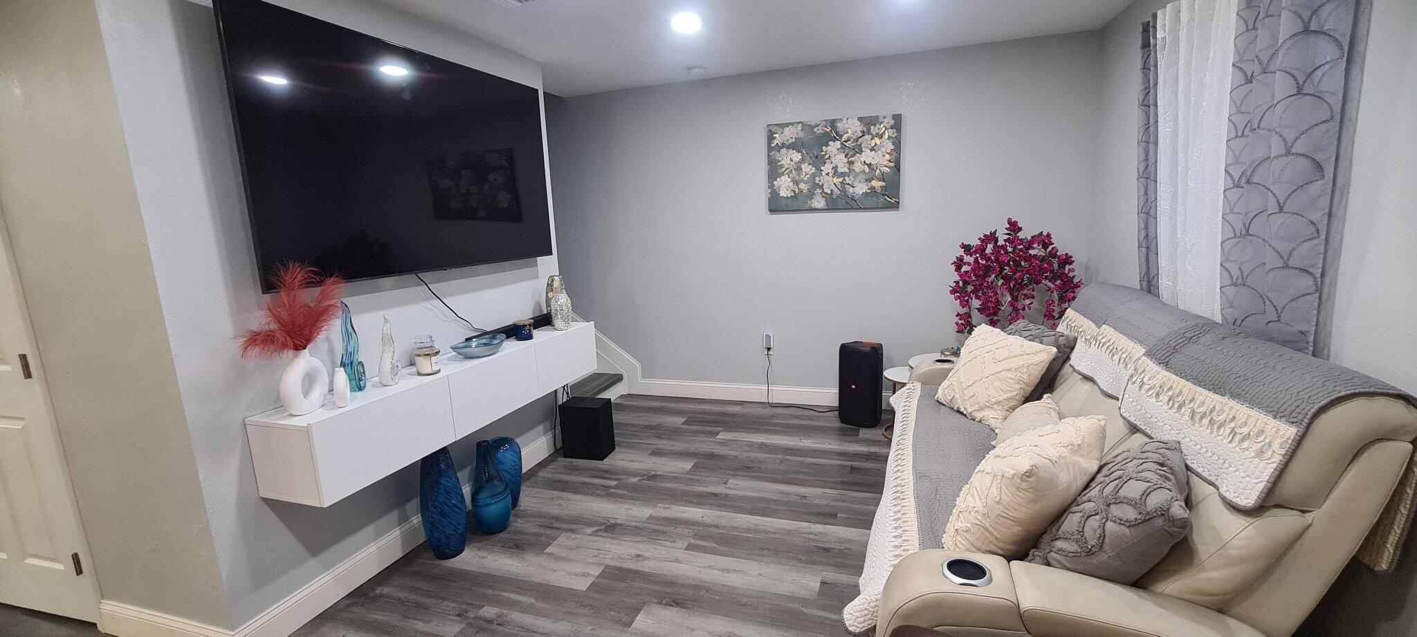 NARANJA GARDENS - Residential Lease