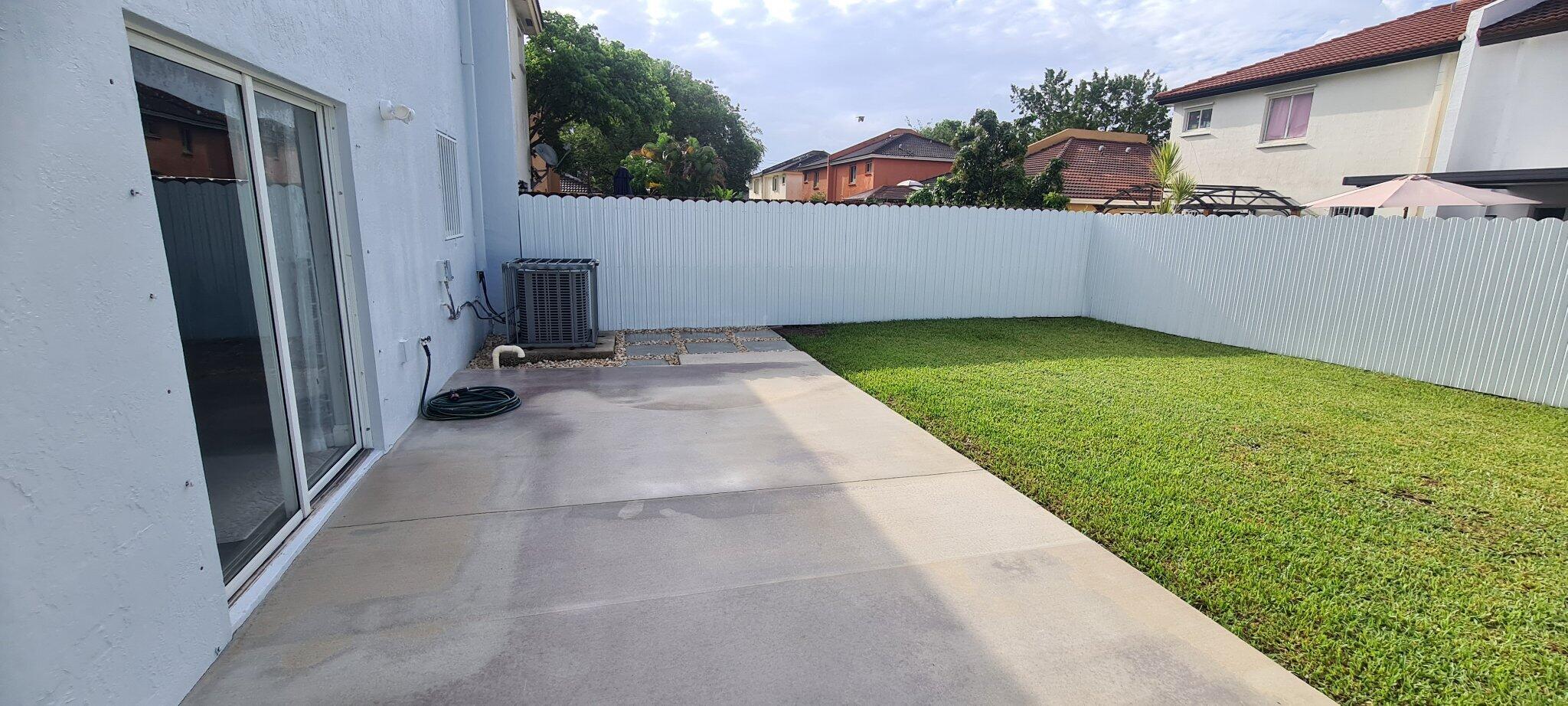 NARANJA GARDENS - Residential Lease