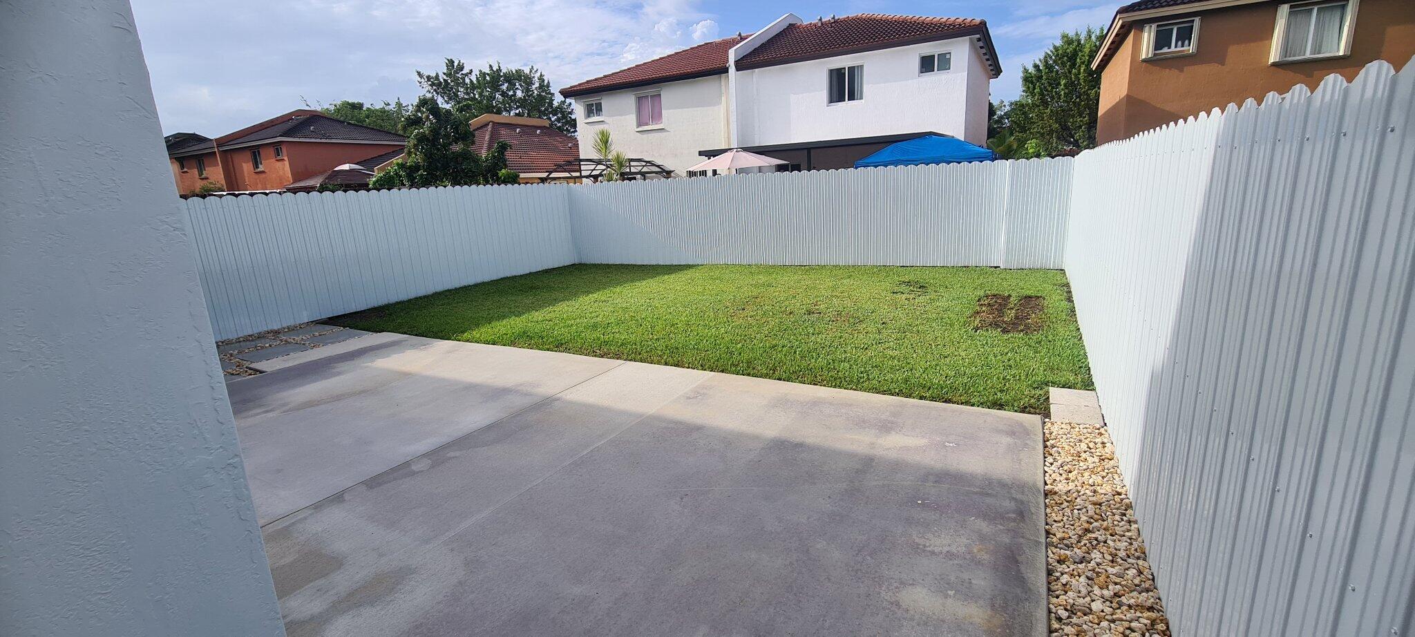 NARANJA GARDENS - Residential Lease