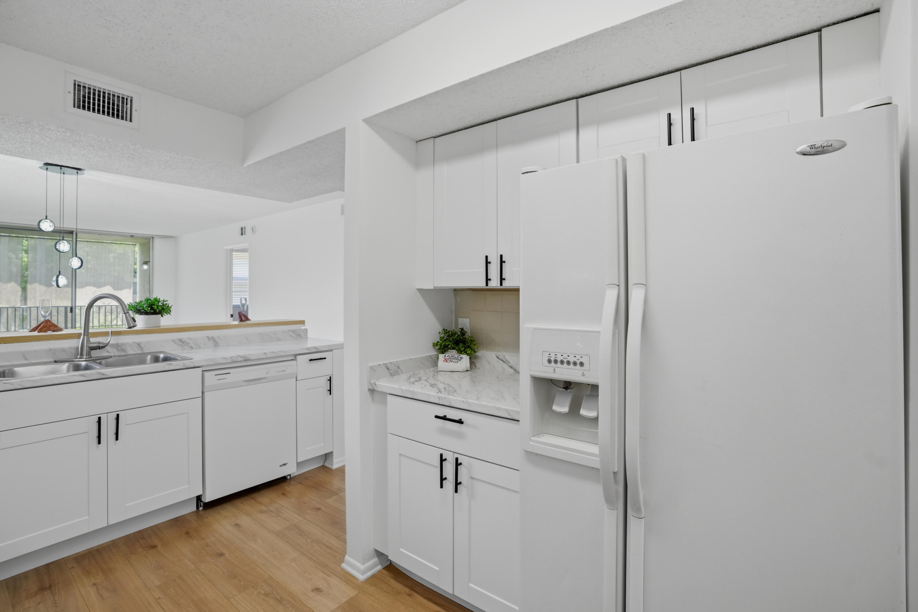 CORAL SPRINGS ESTATE TOWNHOMES - Residential