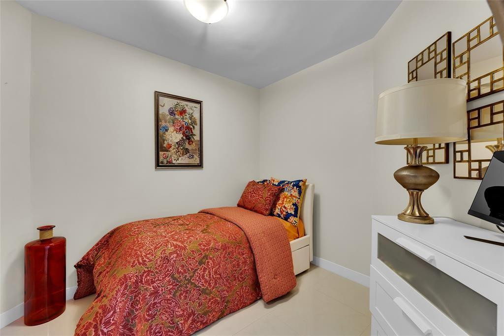 SAPPHIRE FORT LAUDERDALE CONDO - Residential Lease
