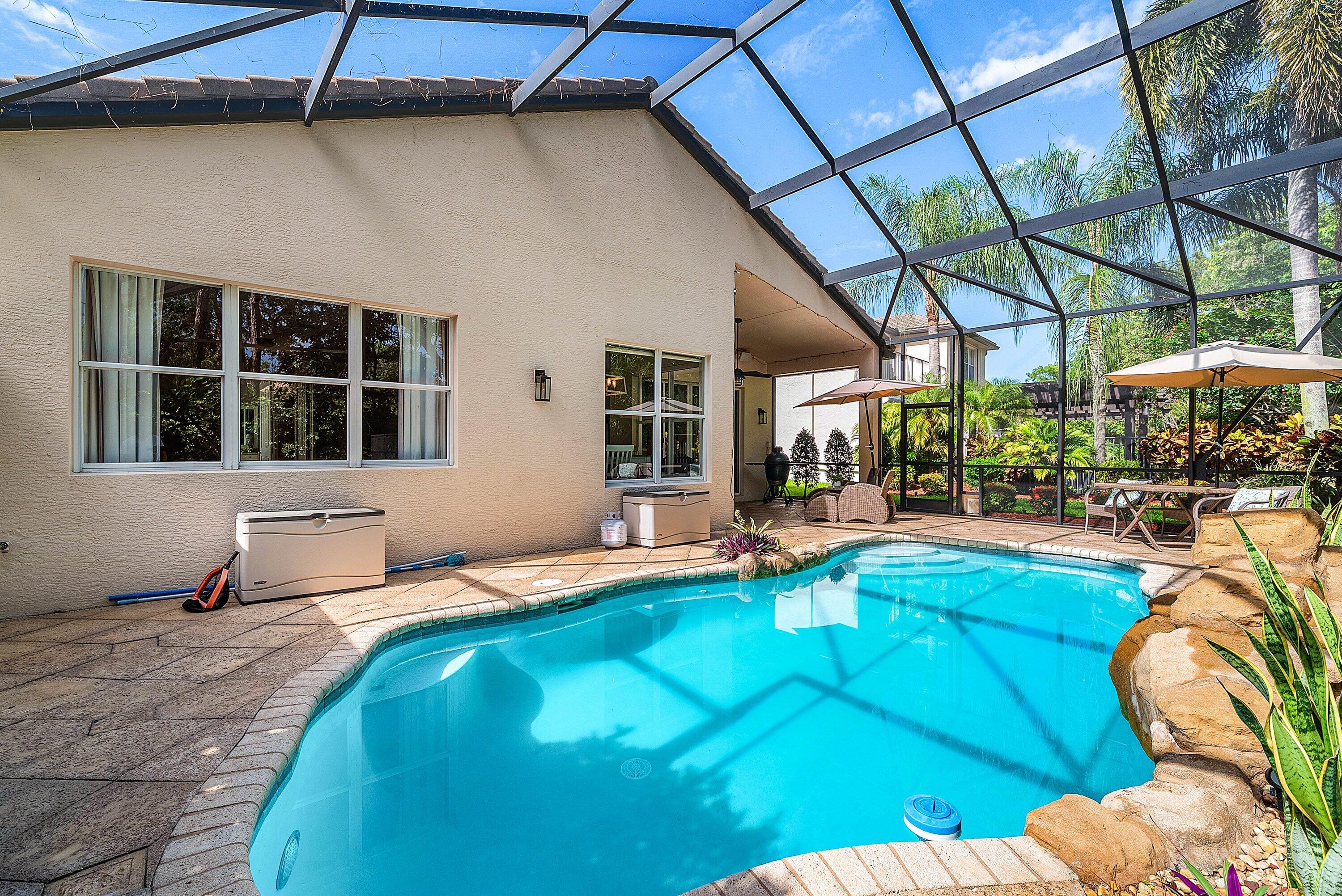 CANYON LAKES - Residential