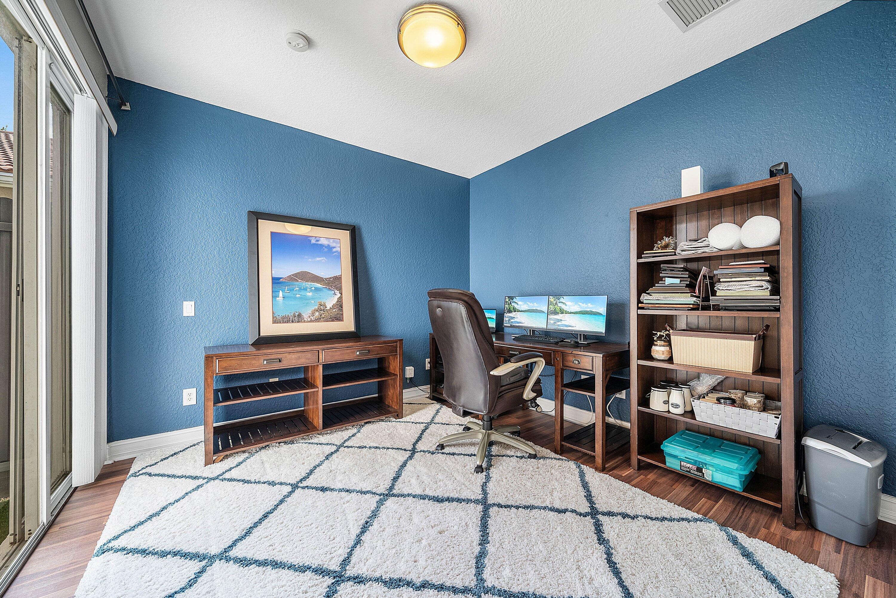CANYON LAKES - Residential